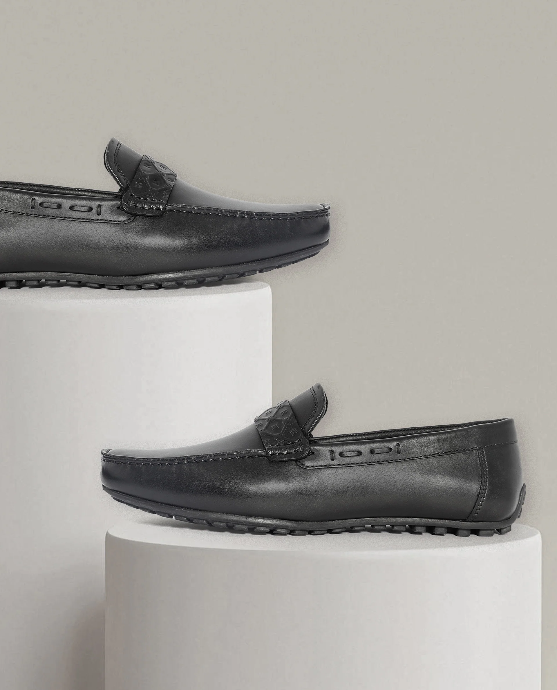 Rare Rabbit Men's Bold Black Slip-On Monotone Genuine Leather Driver Moccasin - Image 3