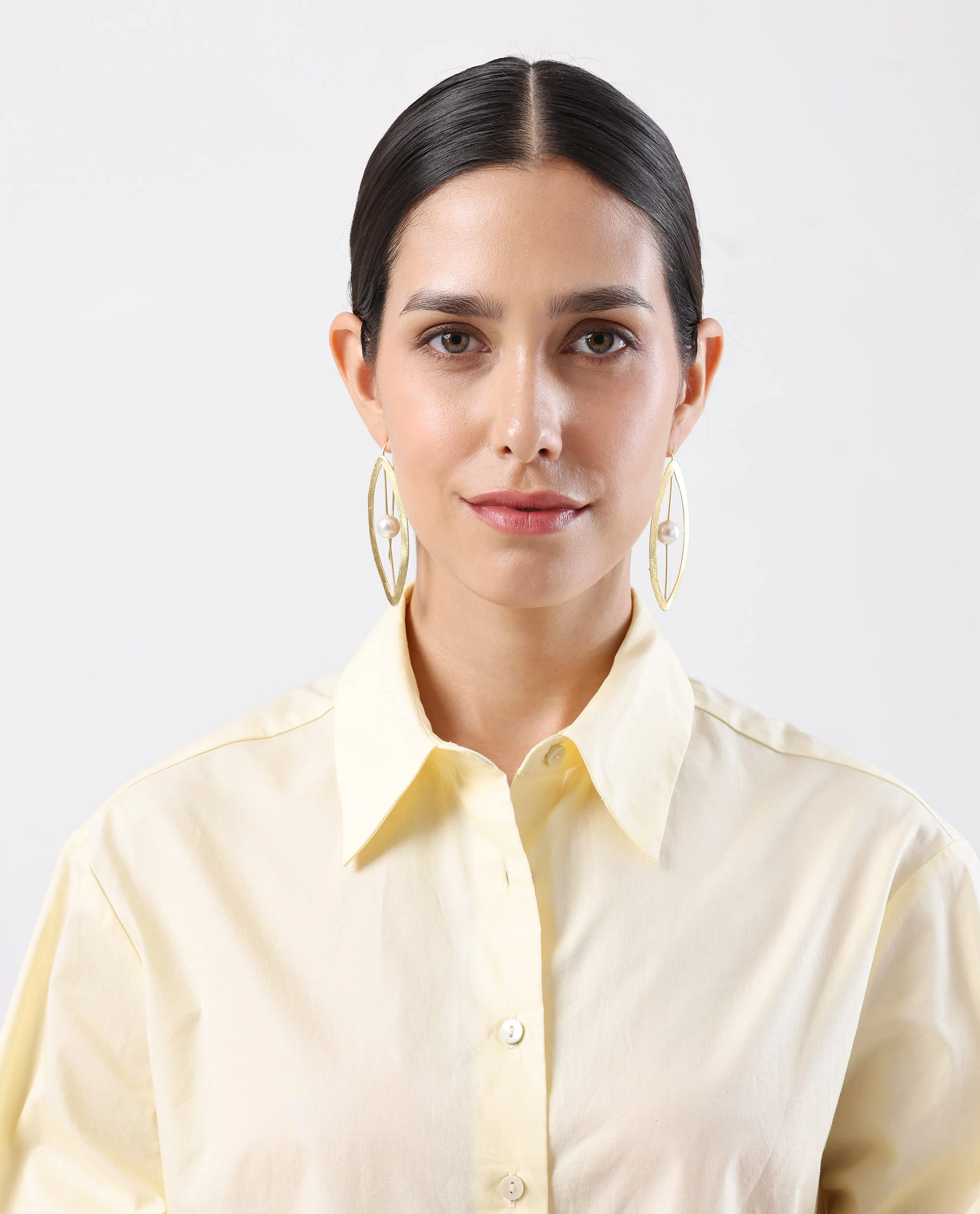 Rareism Women Bold Gold Earring - Image 2