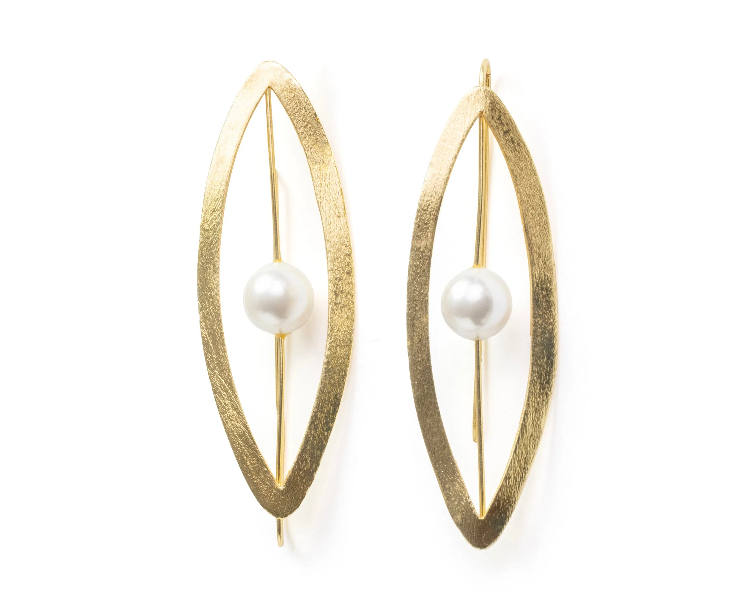 Rareism Women Bold Gold Earring - Image 3