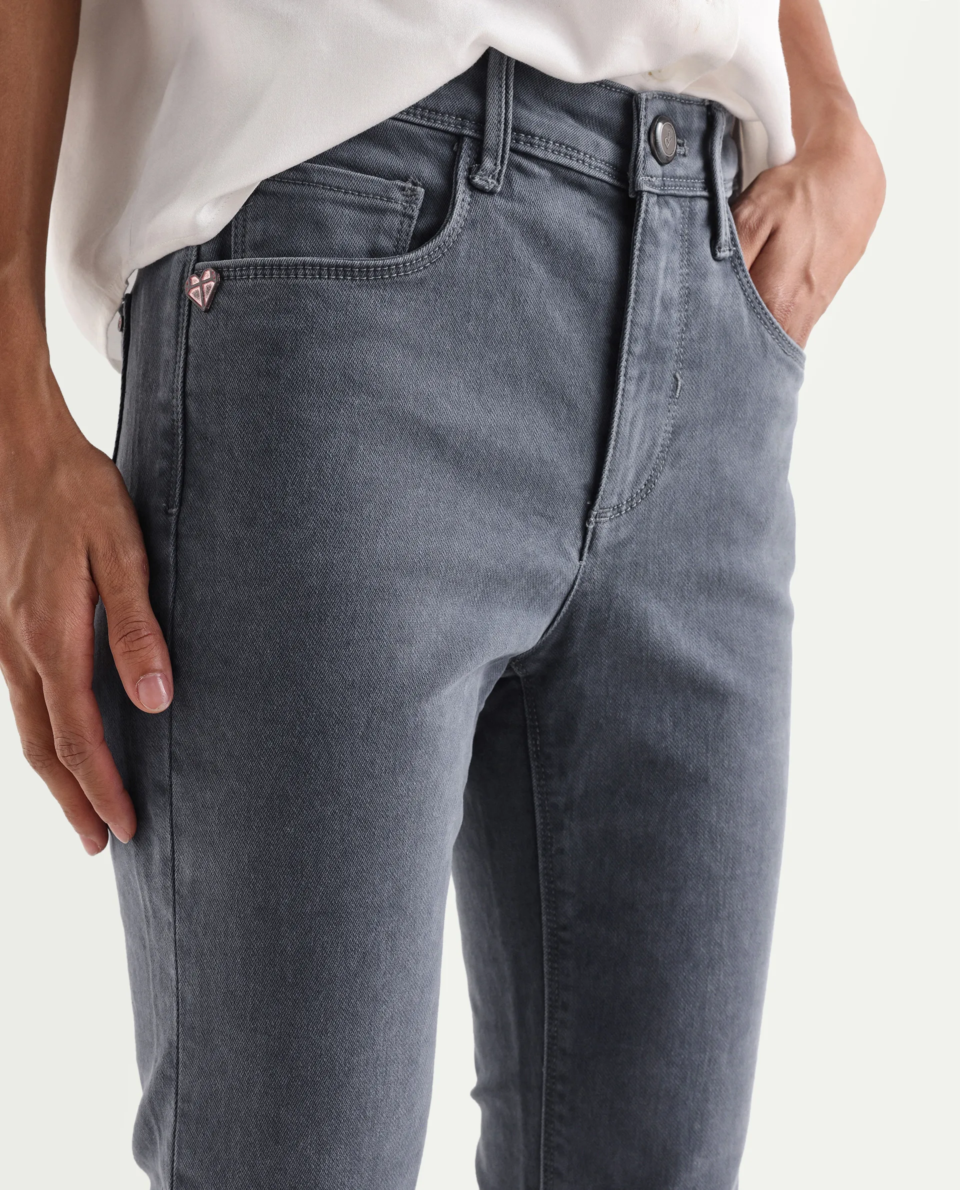 Rareism Women's Booter Grey Cotton Blend Plain Ankle Length CLASSIC BOOTCUT Jeans - Image 4