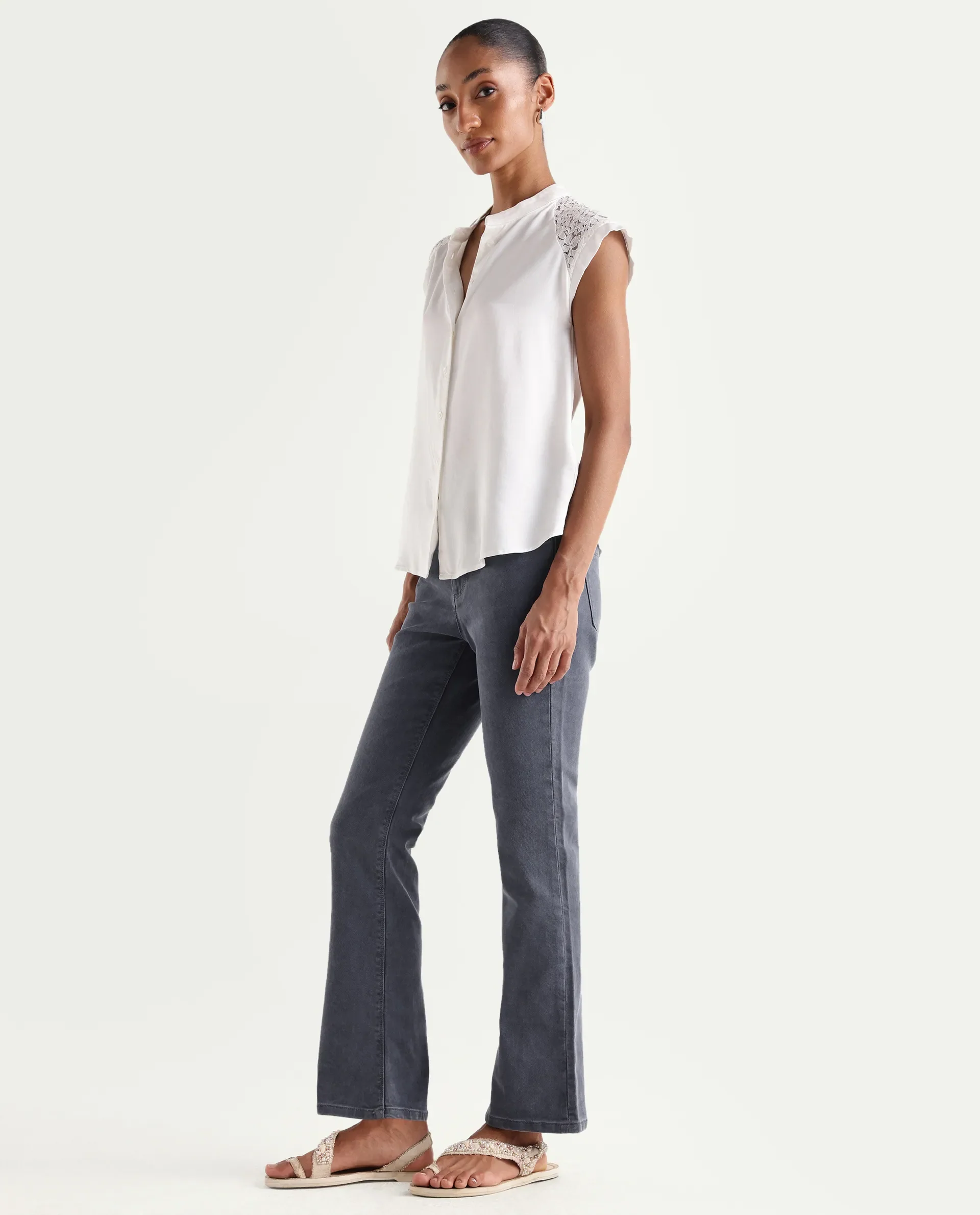Rareism Women's Booter Grey Cotton Blend Plain Ankle Length CLASSIC BOOTCUT Jeans - Image 5