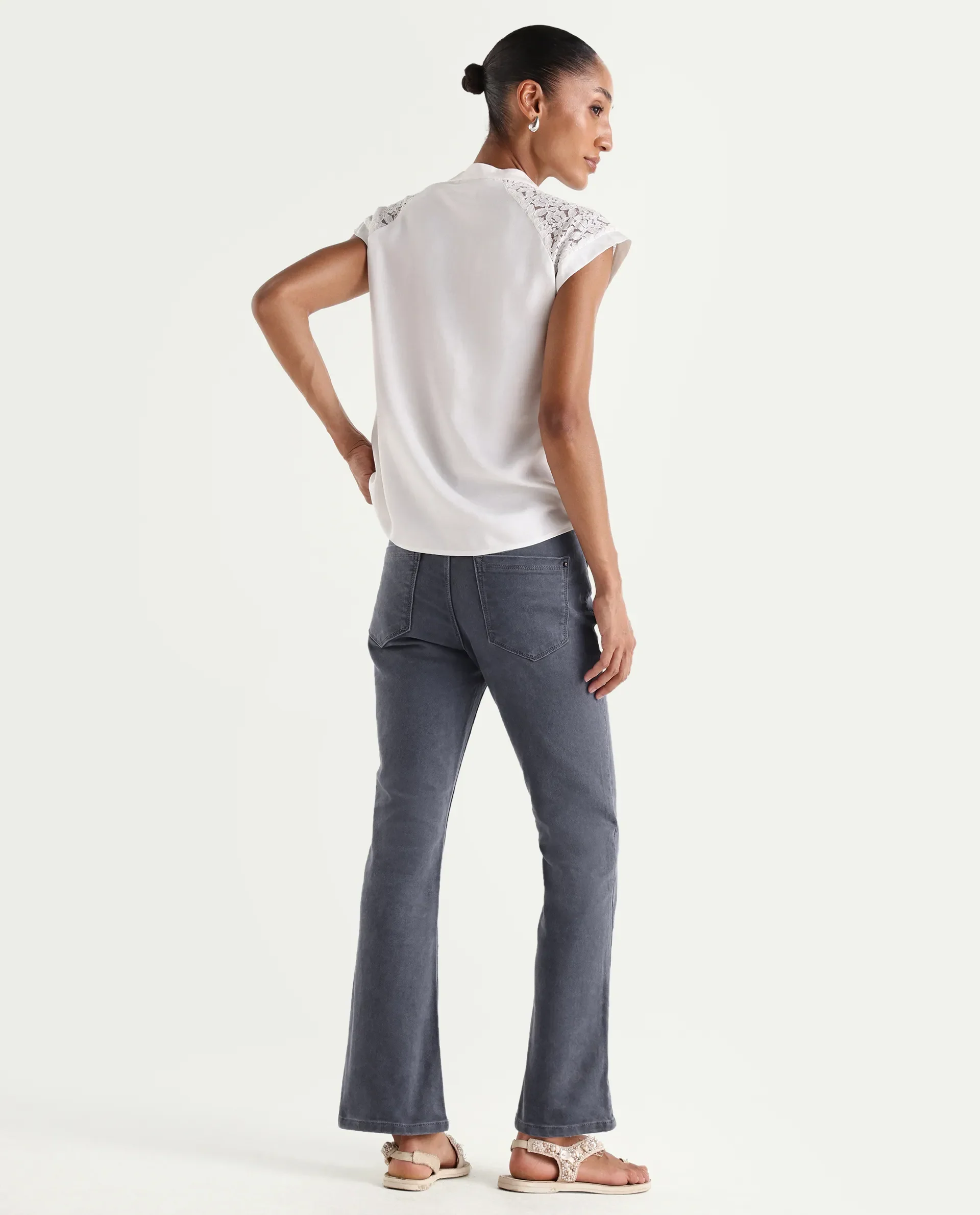 Rareism Women's Booter Grey Cotton Blend Plain Ankle Length CLASSIC BOOTCUT Jeans - Image 7