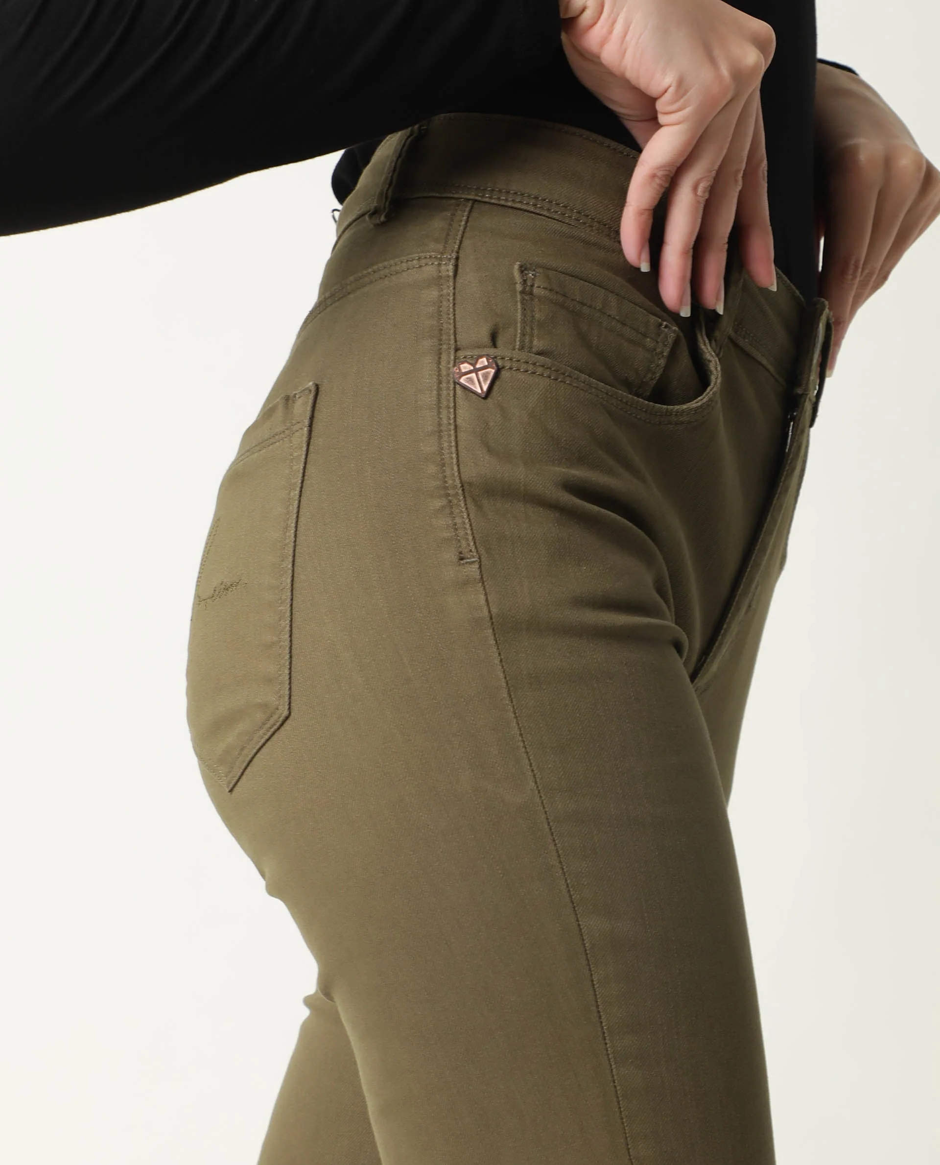 Rareism Women's Booter Green Cotton Blend Plain Ankle Length CLASSIC BOOTCUT Jeans - Image 10