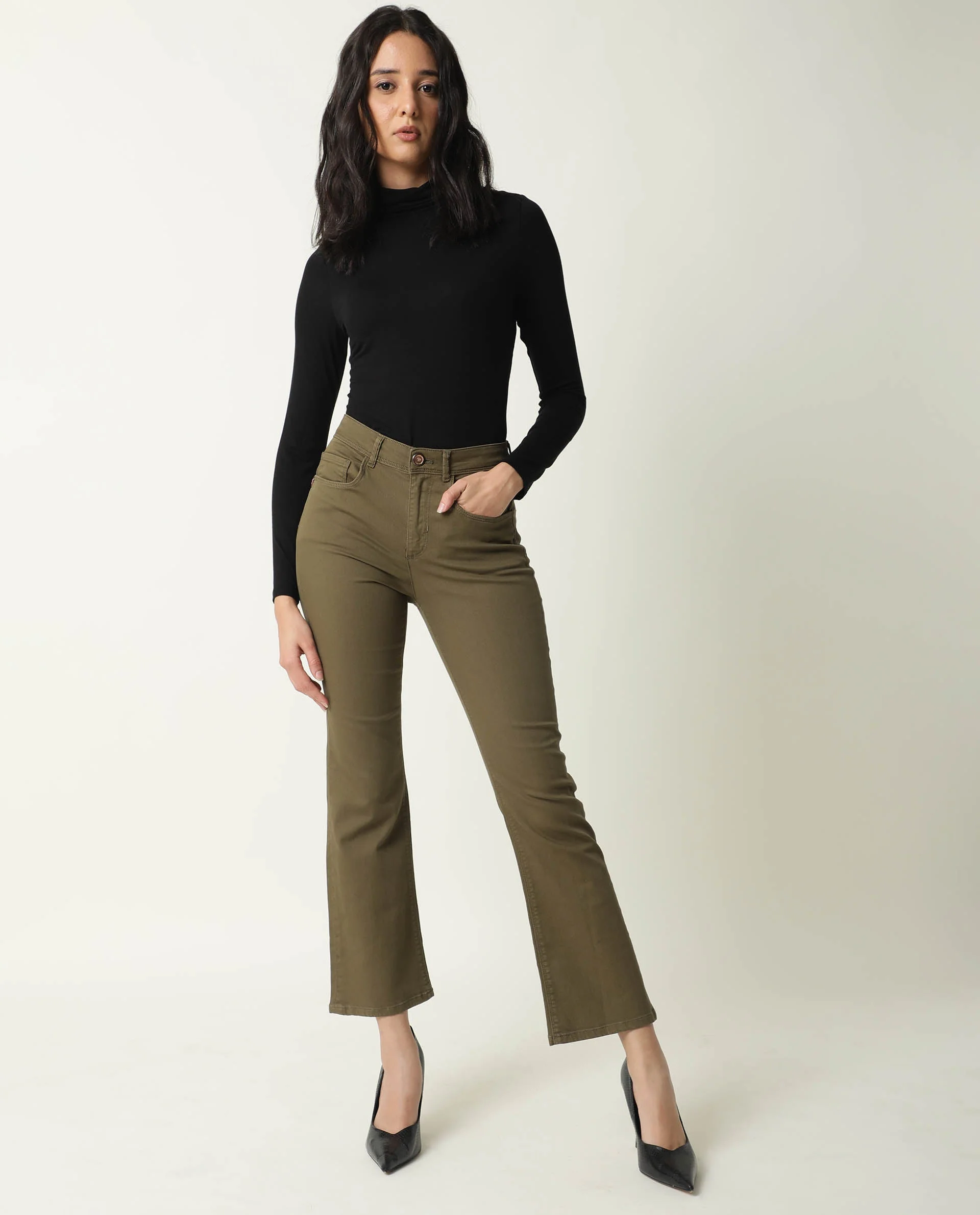 Rareism Women's Booter Green Cotton Blend Plain Ankle Length CLASSIC BOOTCUT Jeans - Image 3