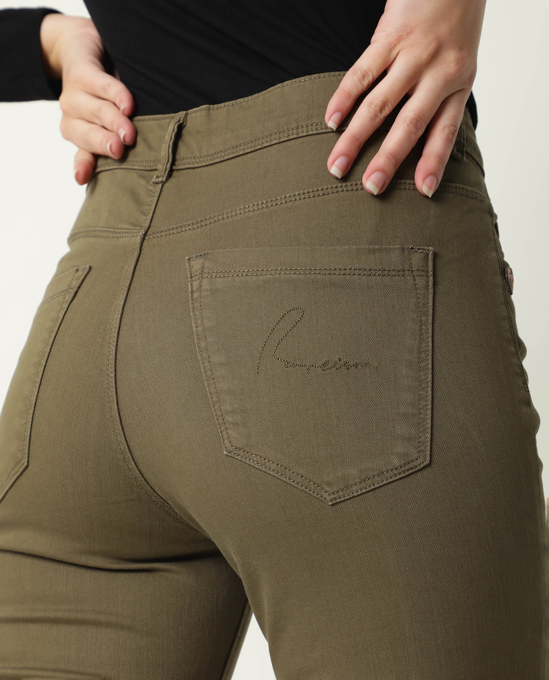 Rareism Women's Booter Green Cotton Blend Plain Ankle Length CLASSIC BOOTCUT Jeans - Image 4