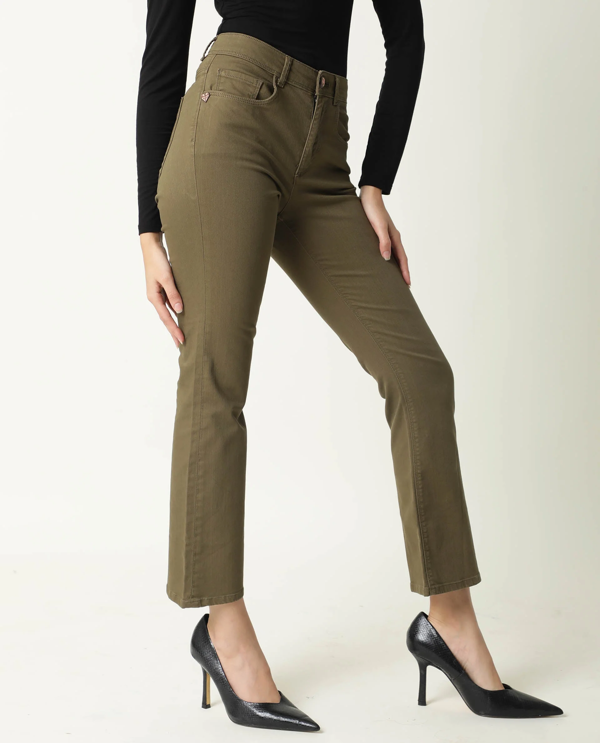 Rareism Women's Booter Green Cotton Blend Plain Ankle Length CLASSIC BOOTCUT Jeans - Image 9