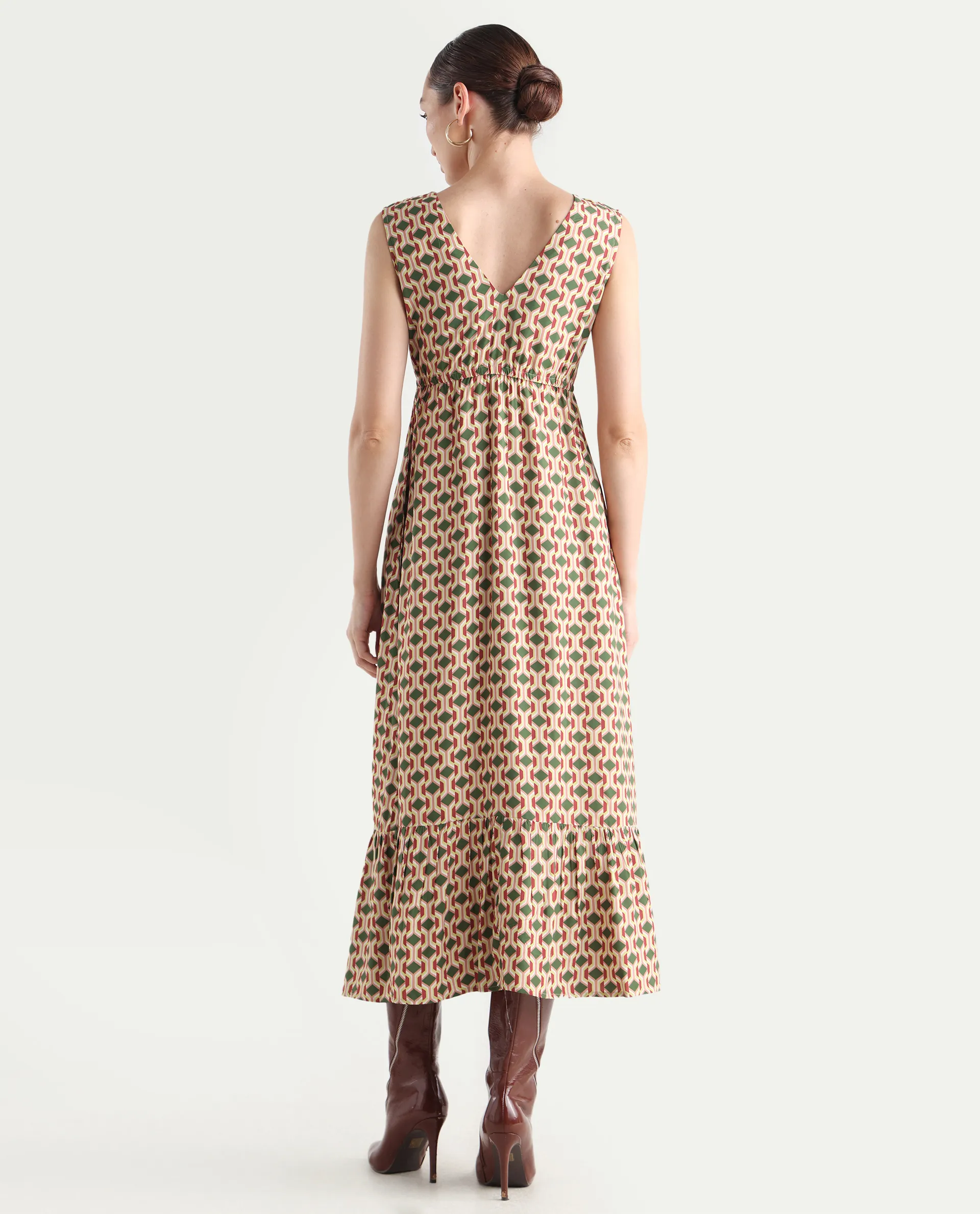 Rareism Women's Braytown Multi Viscose V-Neck Geometric Print Sleeveless Maxi Fit And Flare Dress - Image 8