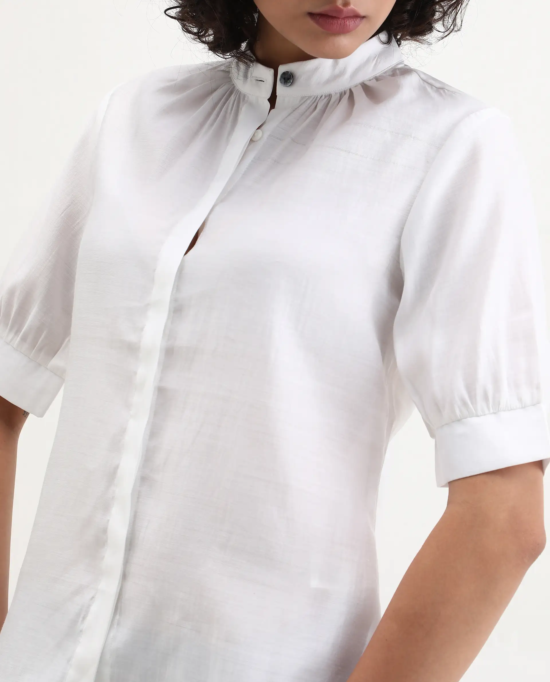Rareism Women's Breen White Polyester Mandarin Collar Plain Bishop Sleeve Regular Fit Top - Image 3