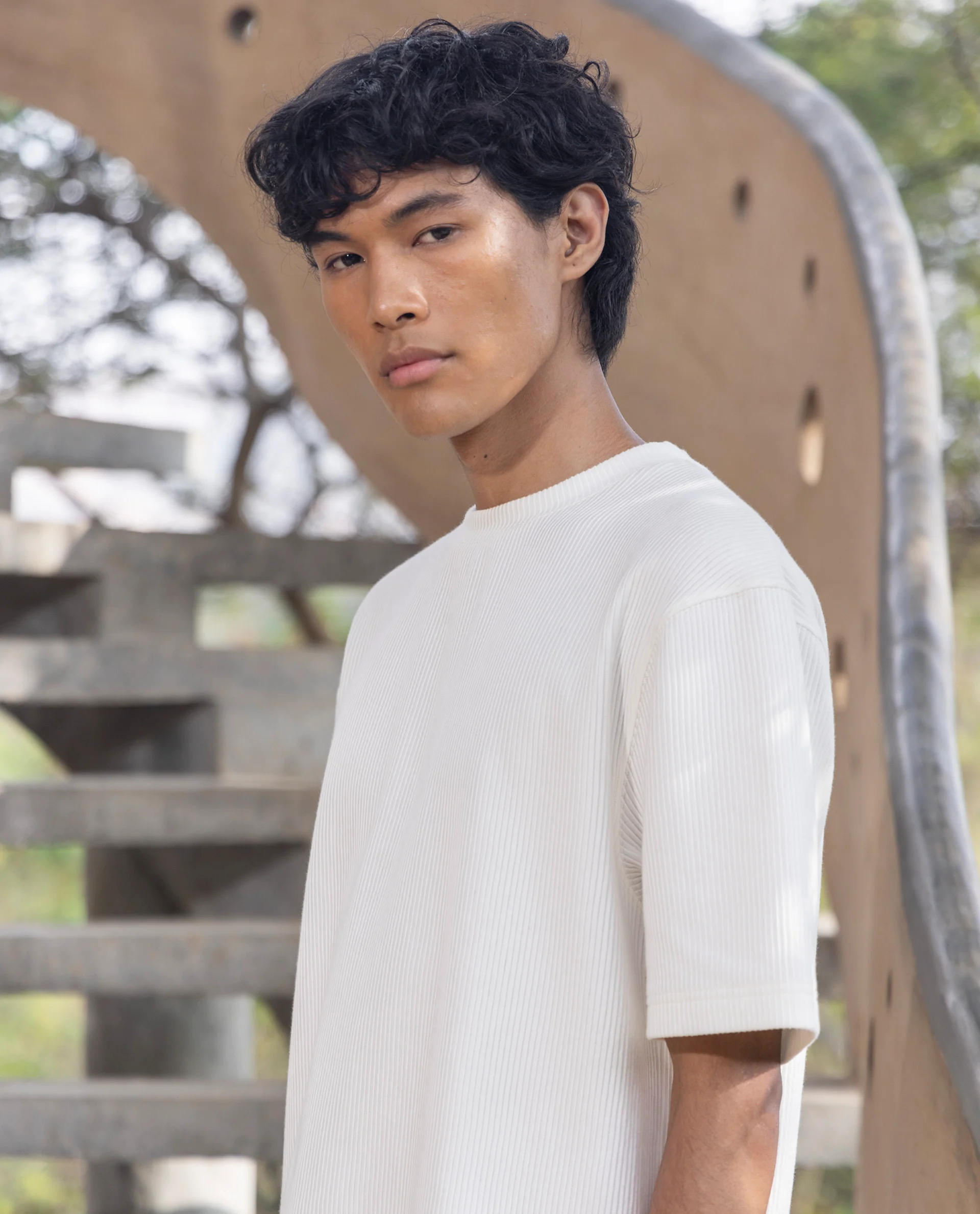 Rare Rabbit Men's Breet White Cotton Plain Oversized Fit Half Sleeve Crew Neck T-Shirt - Image 8