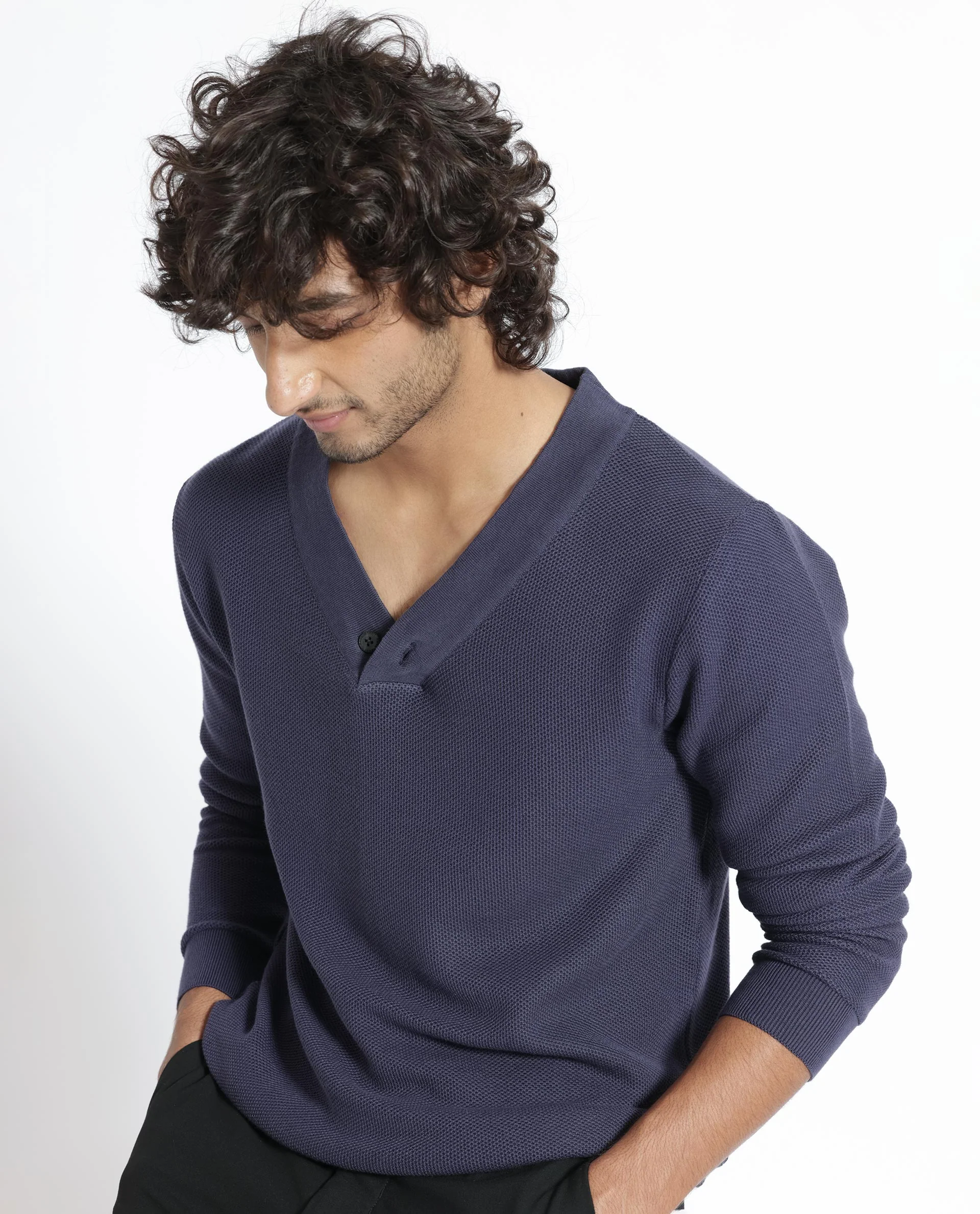 Rare Rabbit Men's Breeze Purple Cotton Plain Regular Fit Full Sleeve V-Neck Sweater - Image 2