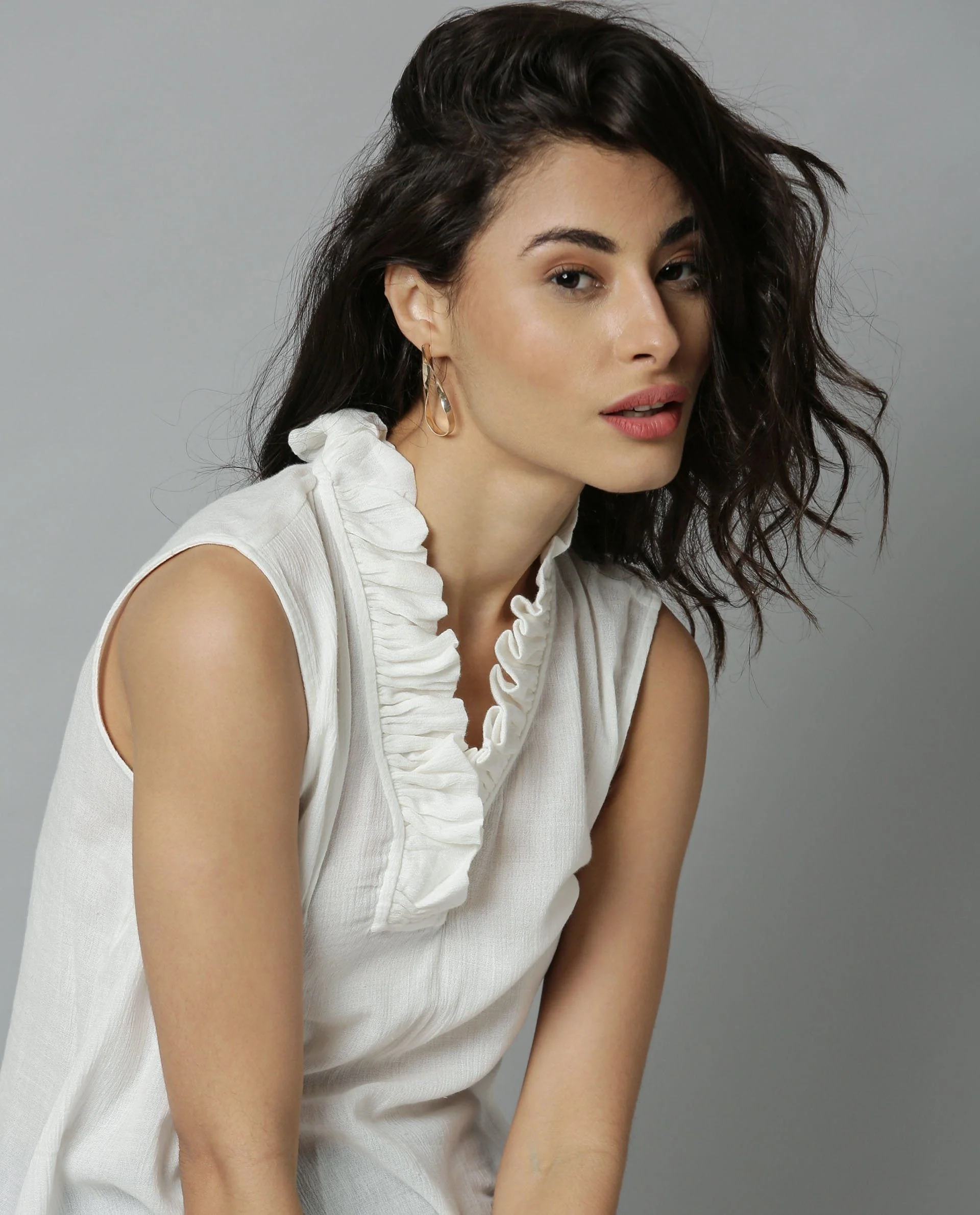 Rareism Women Breeze White Top Sleeveless - Image 4
