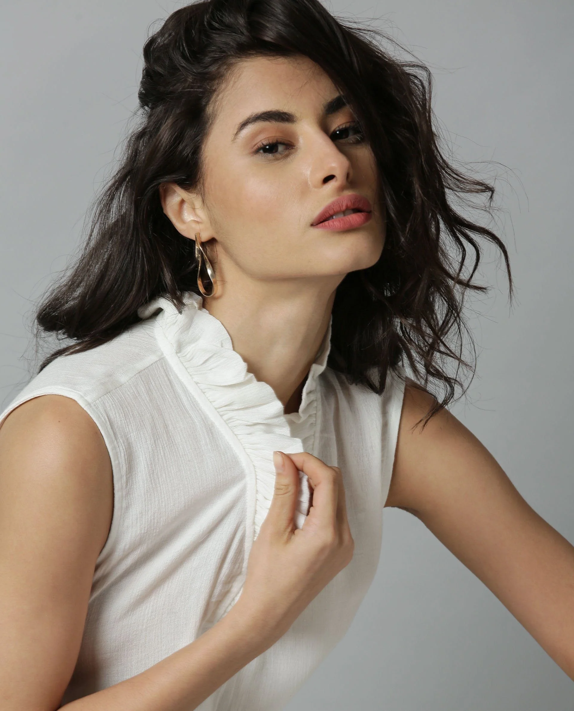 Rareism Women Breeze White Top Sleeveless - Image 5