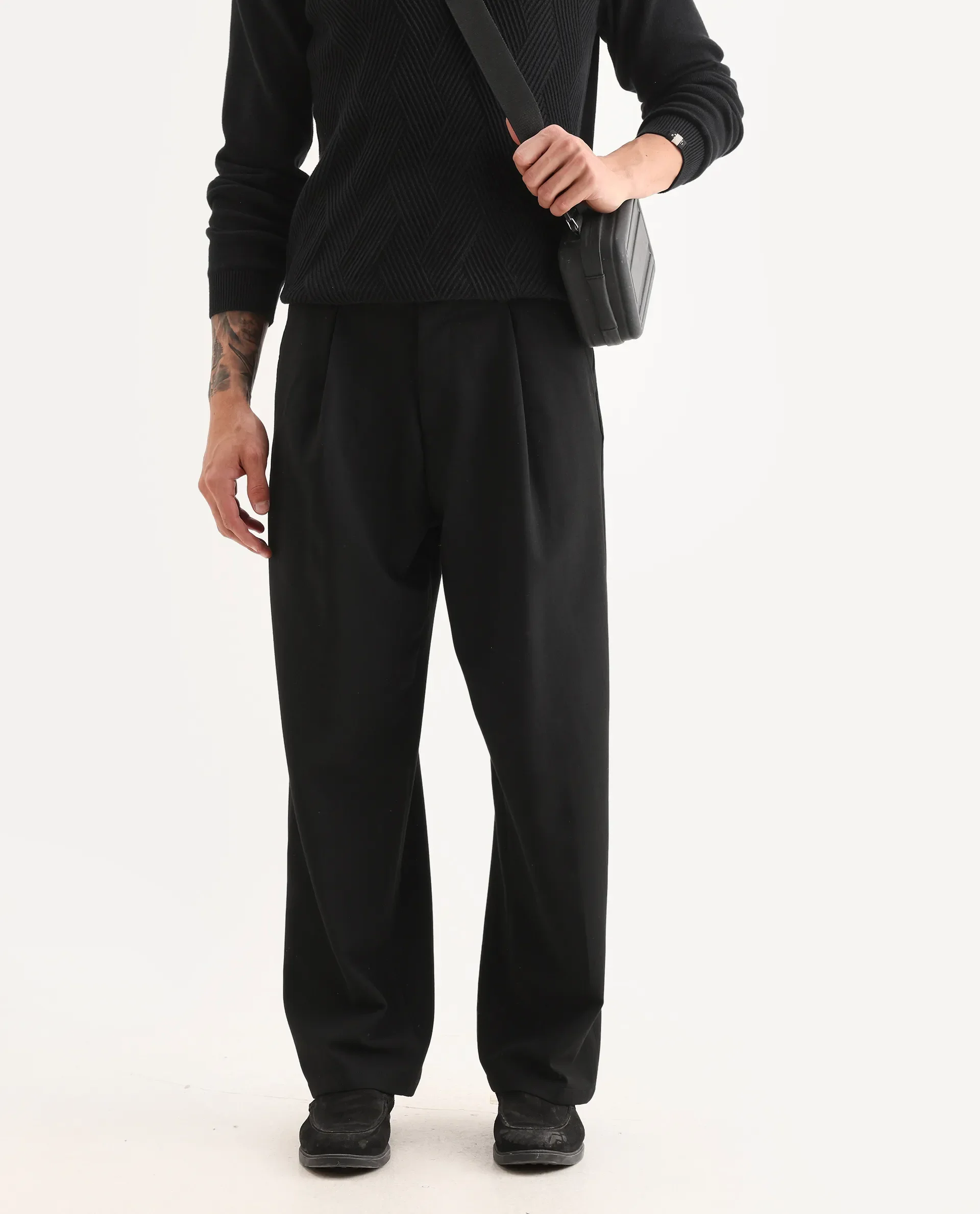 Rare Rabbit Men's Brelint Black Cotton Blend Plain Relaxed Fit Trouser - Image 2