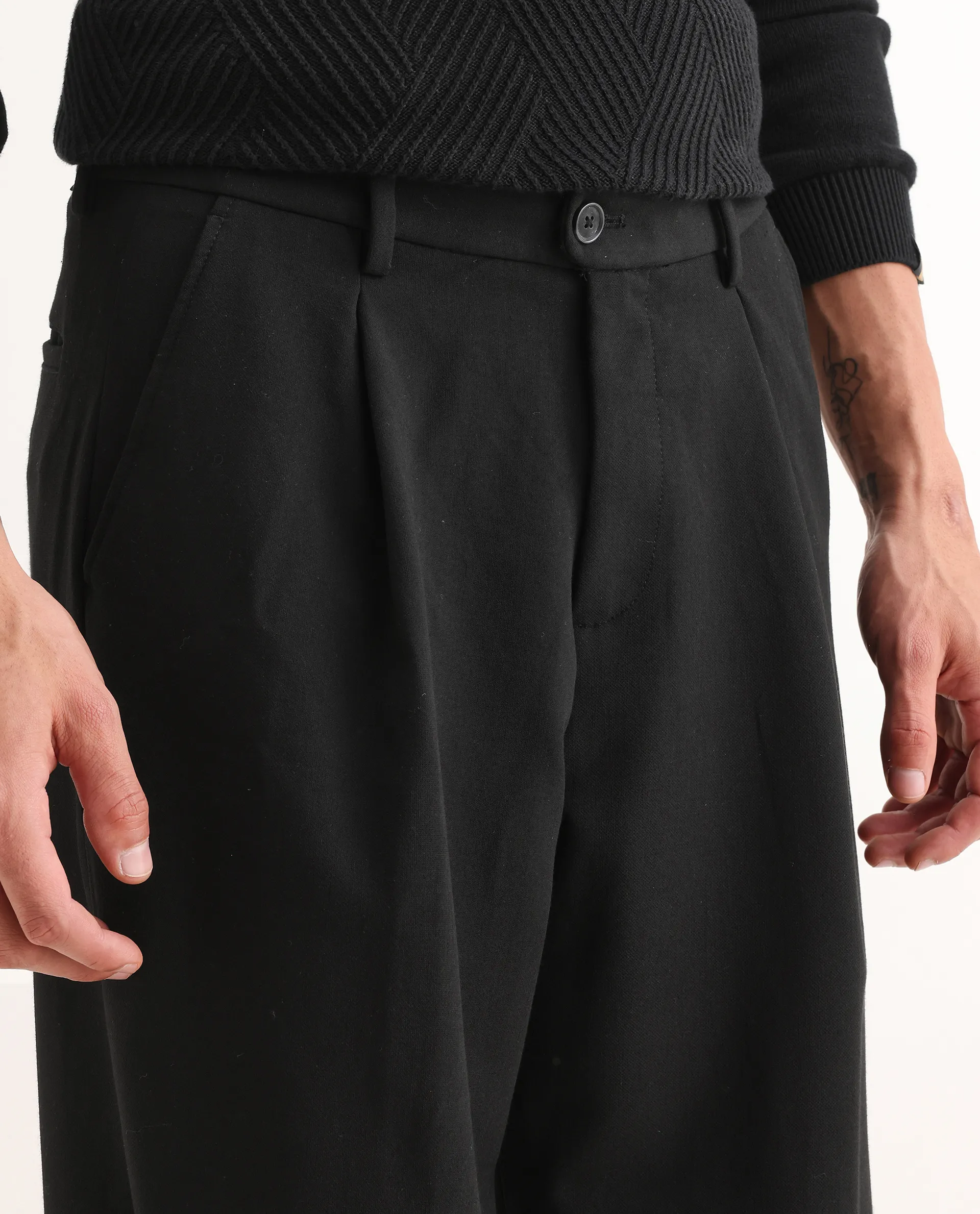 Rare Rabbit Men's Brelint Black Cotton Blend Plain Relaxed Fit Trouser - Image 4