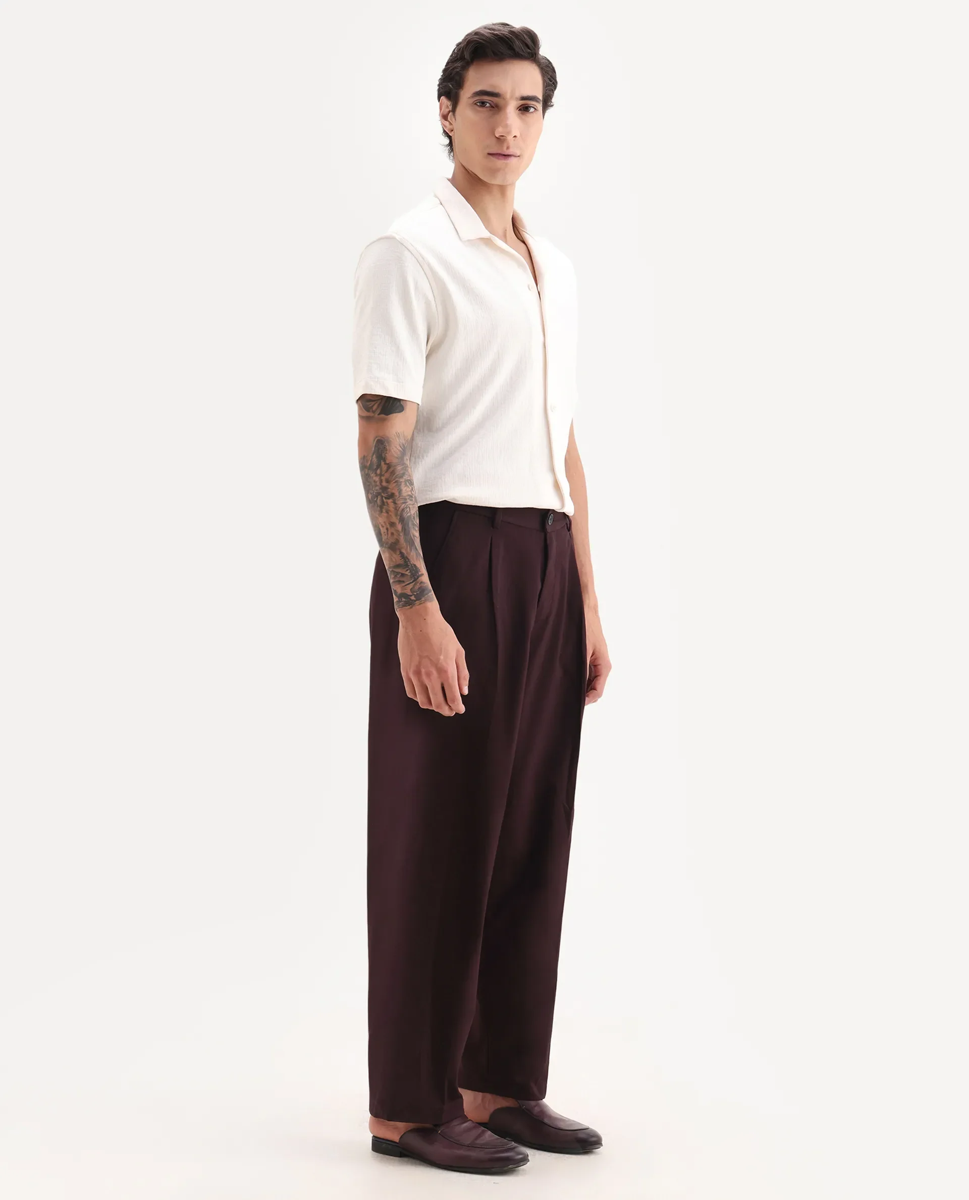 Rare Rabbit Men's Brelint Maroon Cotton Blend Plain Relaxed Fit Trouser - Image 4