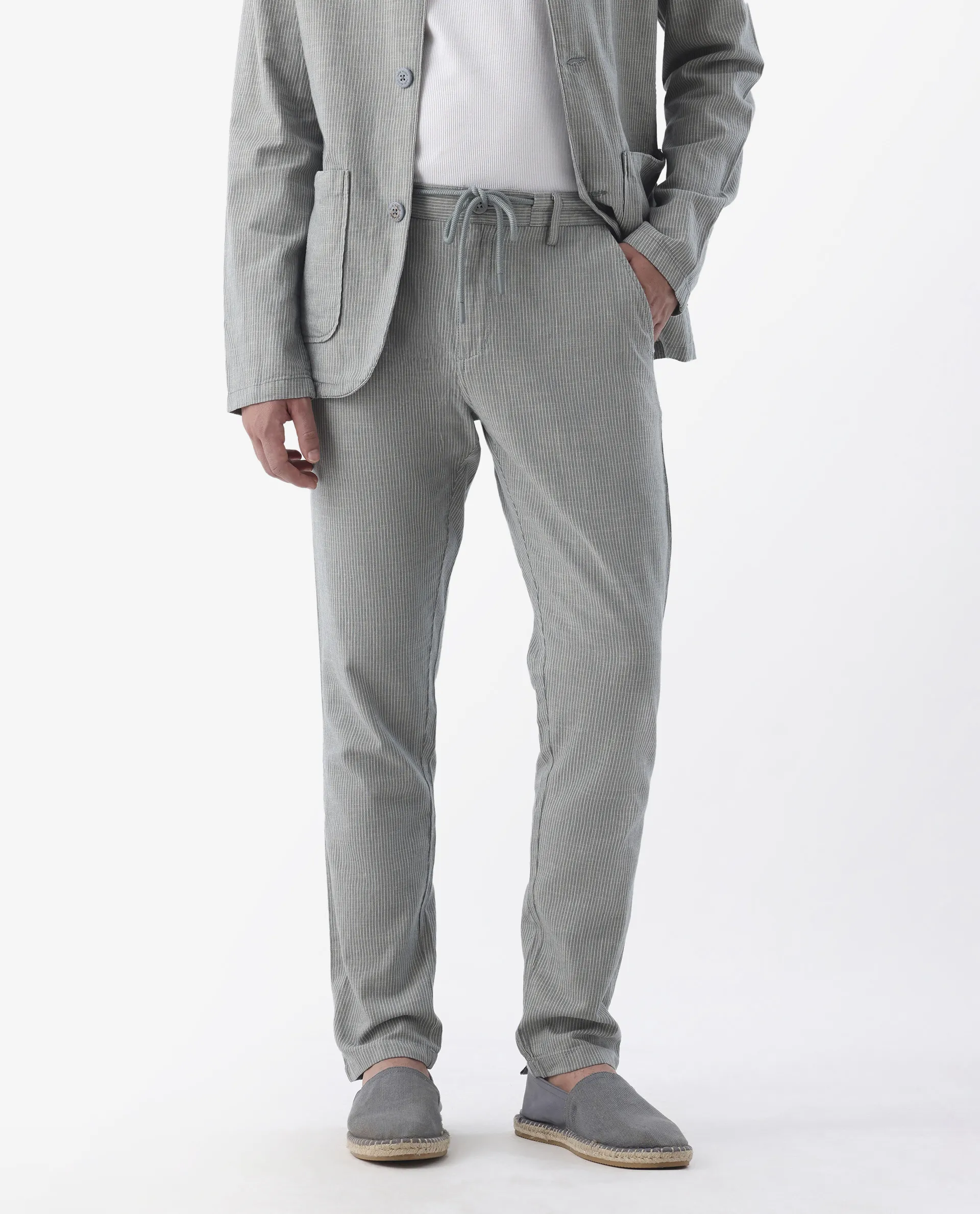 Rare Rabbit Men's Brera Green Linen Blend Plain Regular Fit Trouser - Image 2