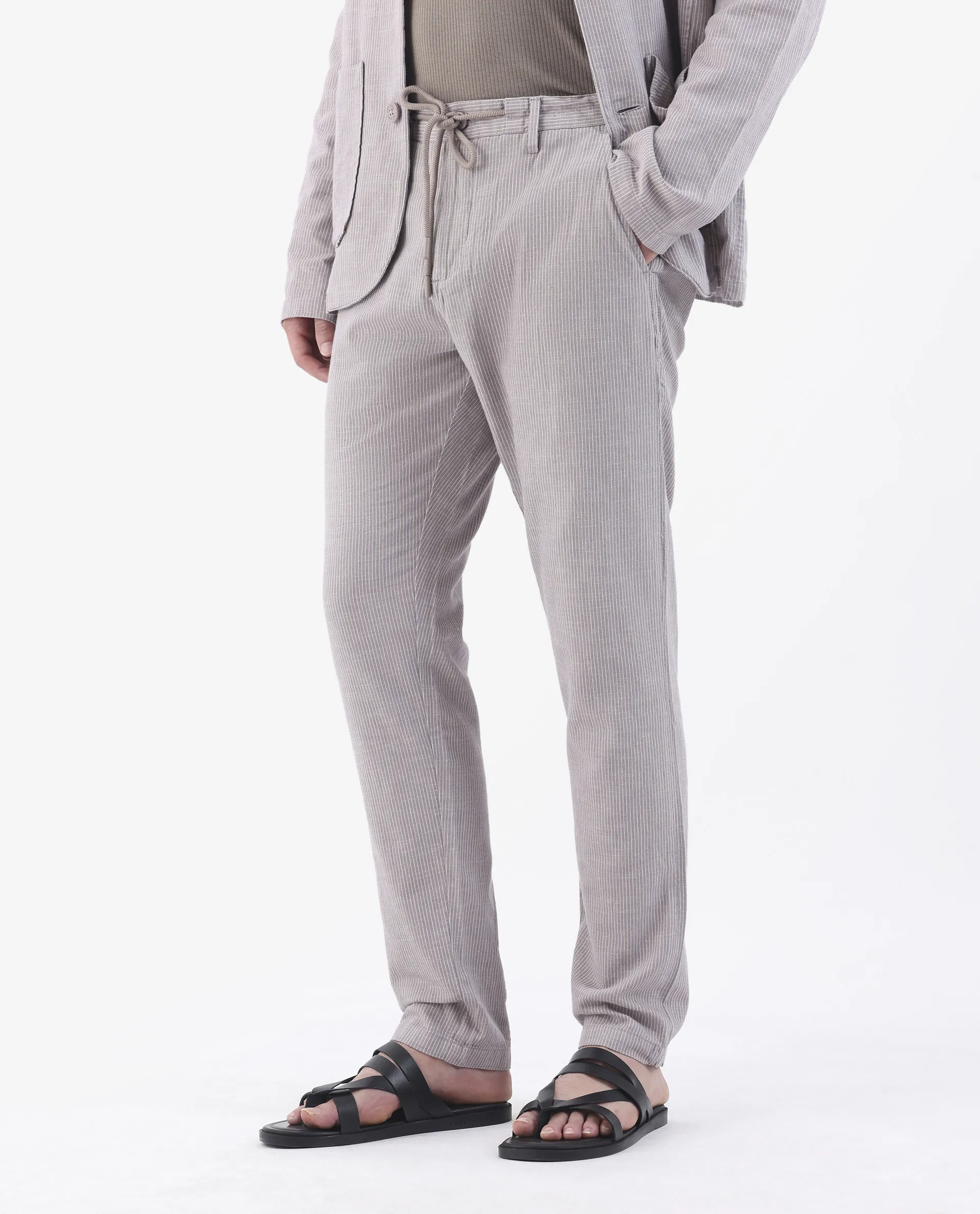 Rare Rabbit Men's Brera Puprle Linen Blend Striped Print Regular Fit Trouser - Image 5