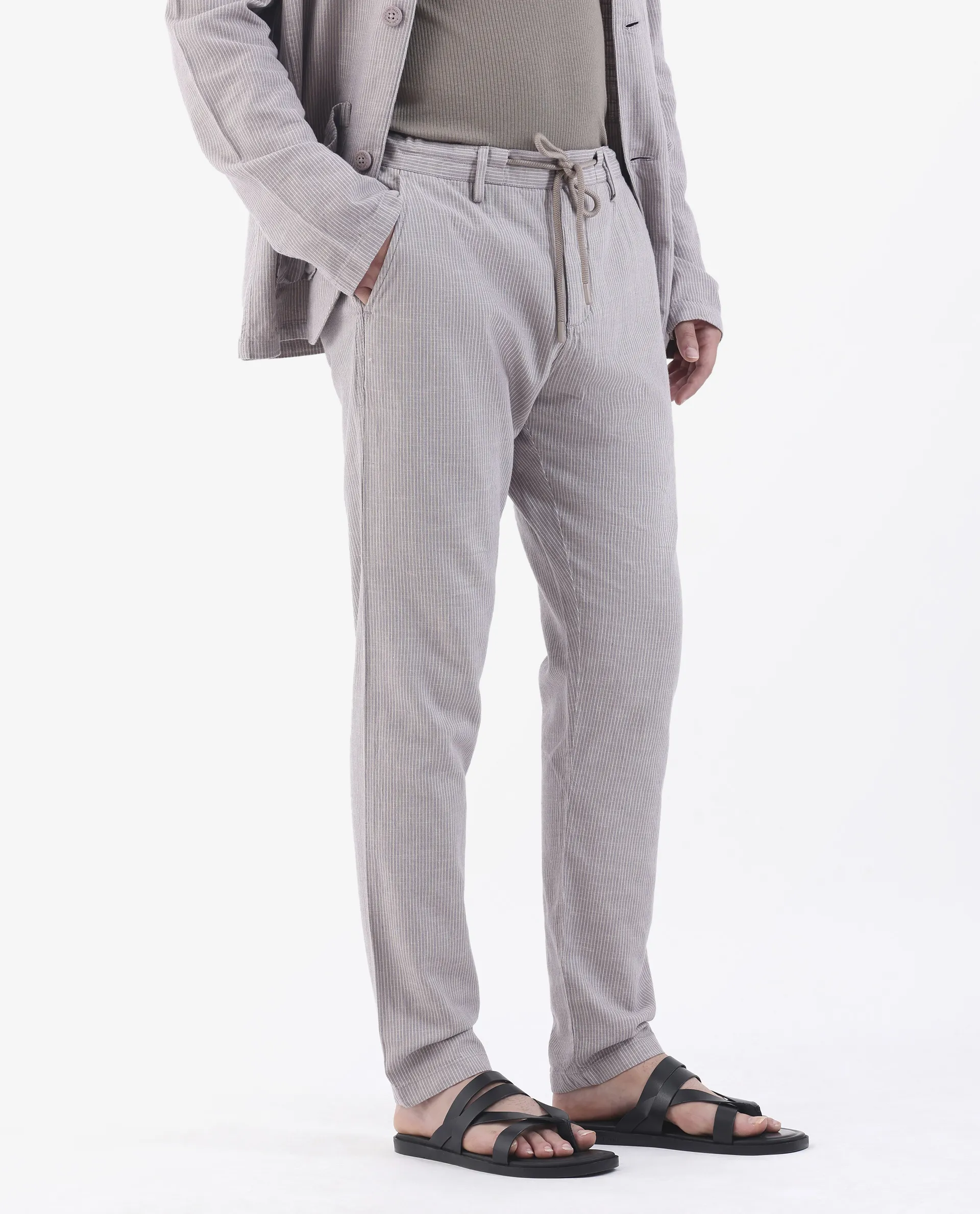 Rare Rabbit Men's Brera Puprle Linen Blend Striped Print Regular Fit Trouser - Image 6