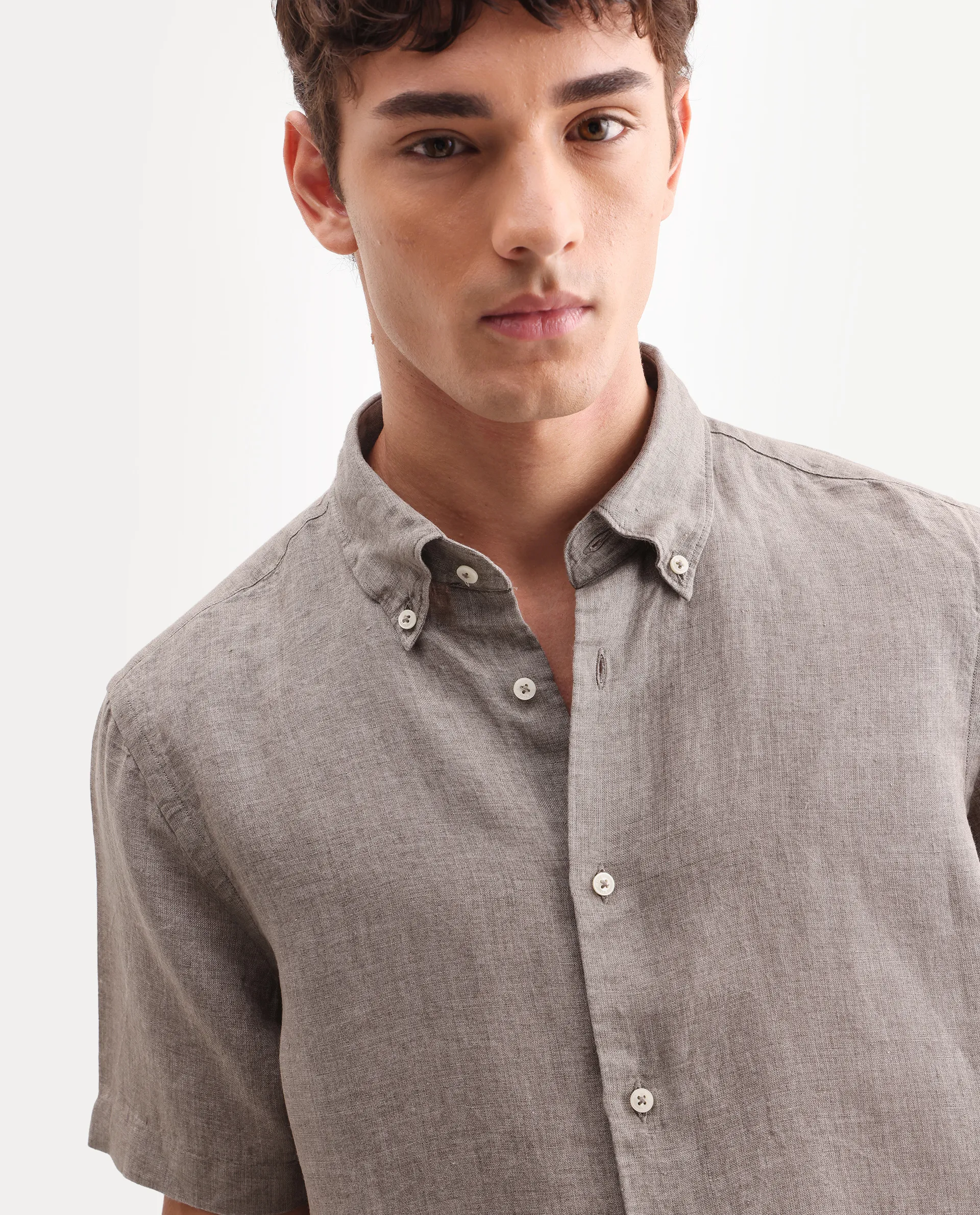 Rare Rabbit Men's Brisbane Ss Brown 100% Linen Plain Regular Fit Half Sleeve Collared Shirt - Image 3
