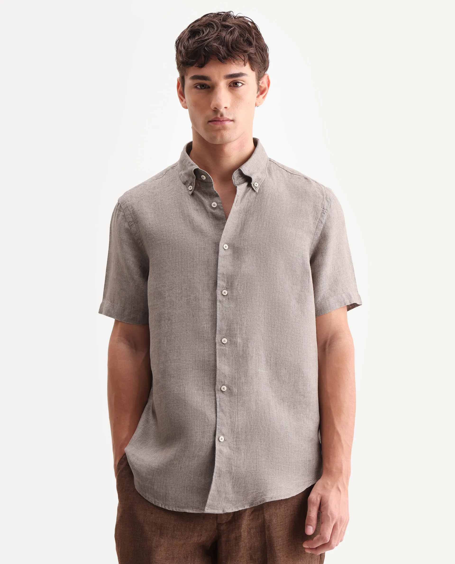 Rare Rabbit Men's Brisbane Ss Brown 100% Linen Plain Regular Fit Half Sleeve Collared Shirt - Image 4