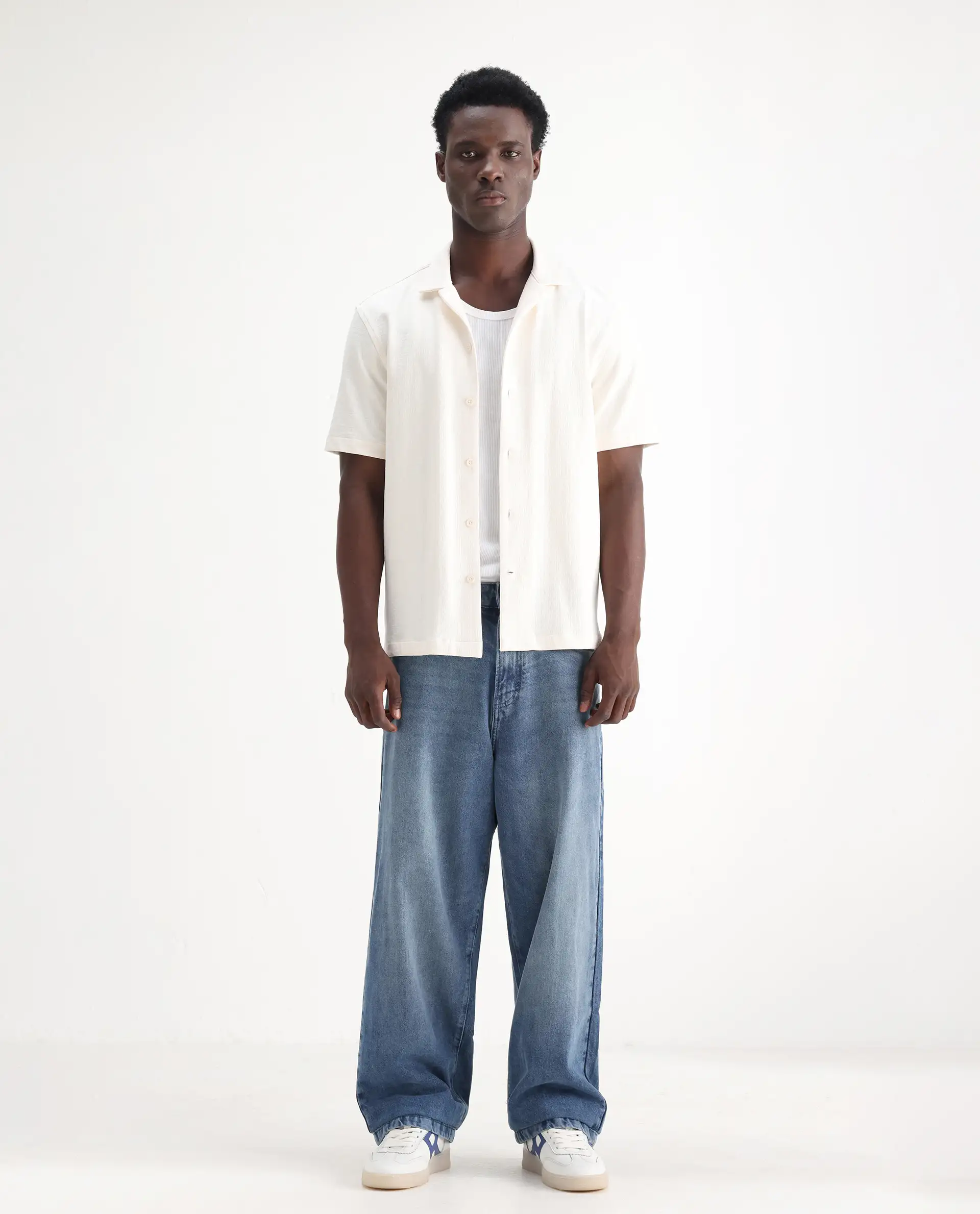 Rare Rabbit Men's Bron Blue Cotton Plain Baggy Fit Jeans - Image 3