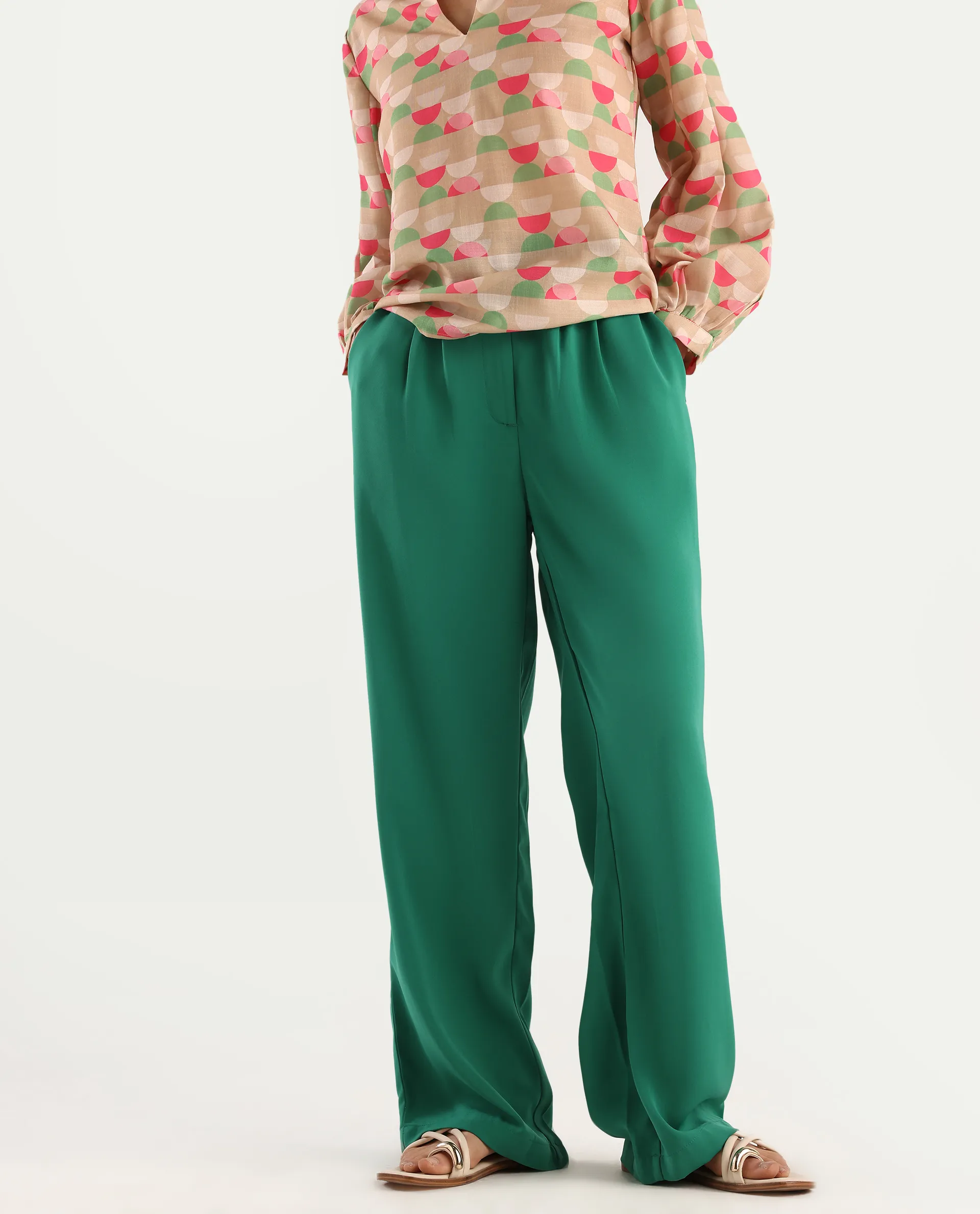 Rareism Women's Buell Green Polyester Plain Ankle Length Straight Fit Trouser - Image 3