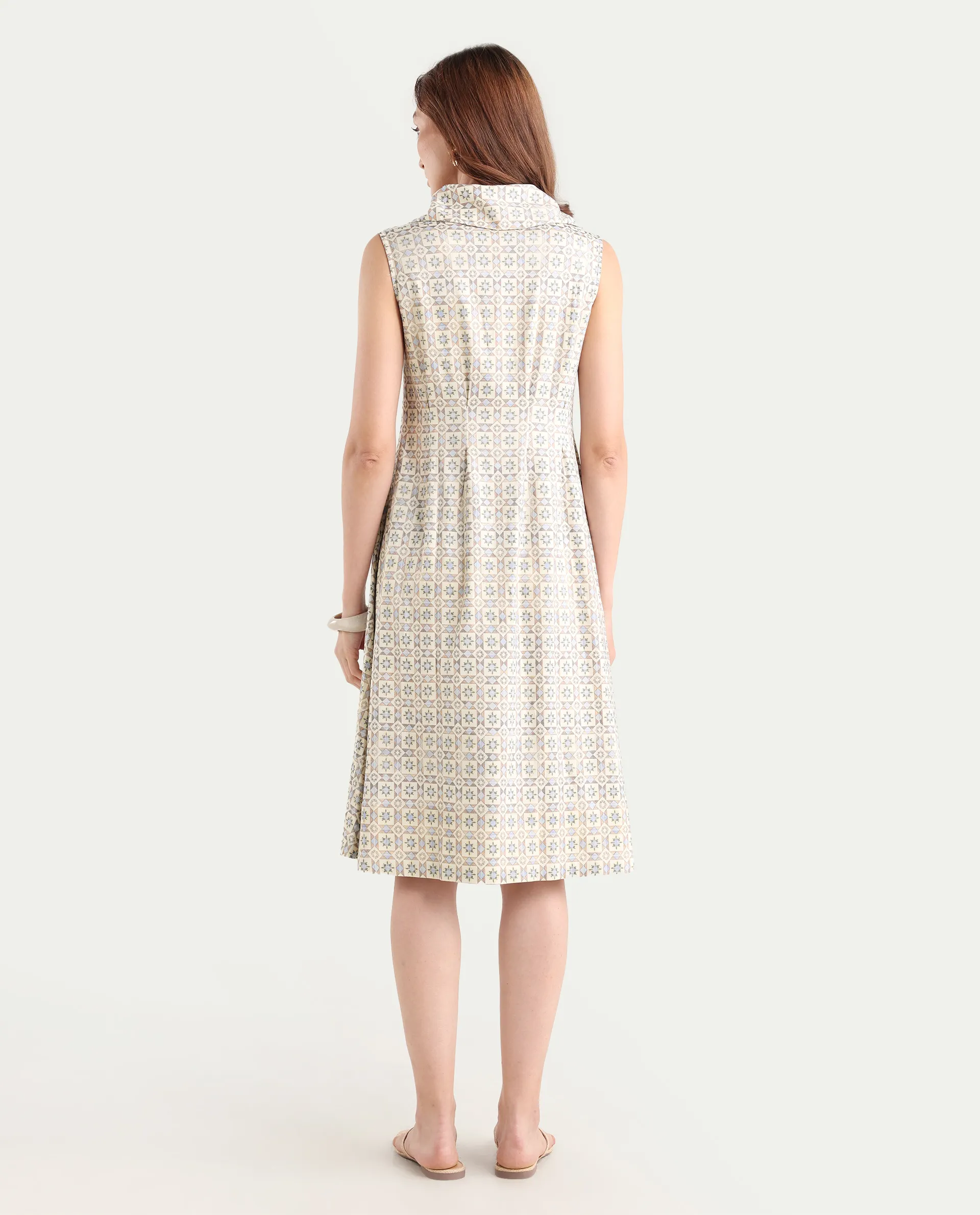 Rareism Women's Bujum Multi Linen Johnny Collar Geometric Print Sleeveless Midi A-Line Dress - Image 8