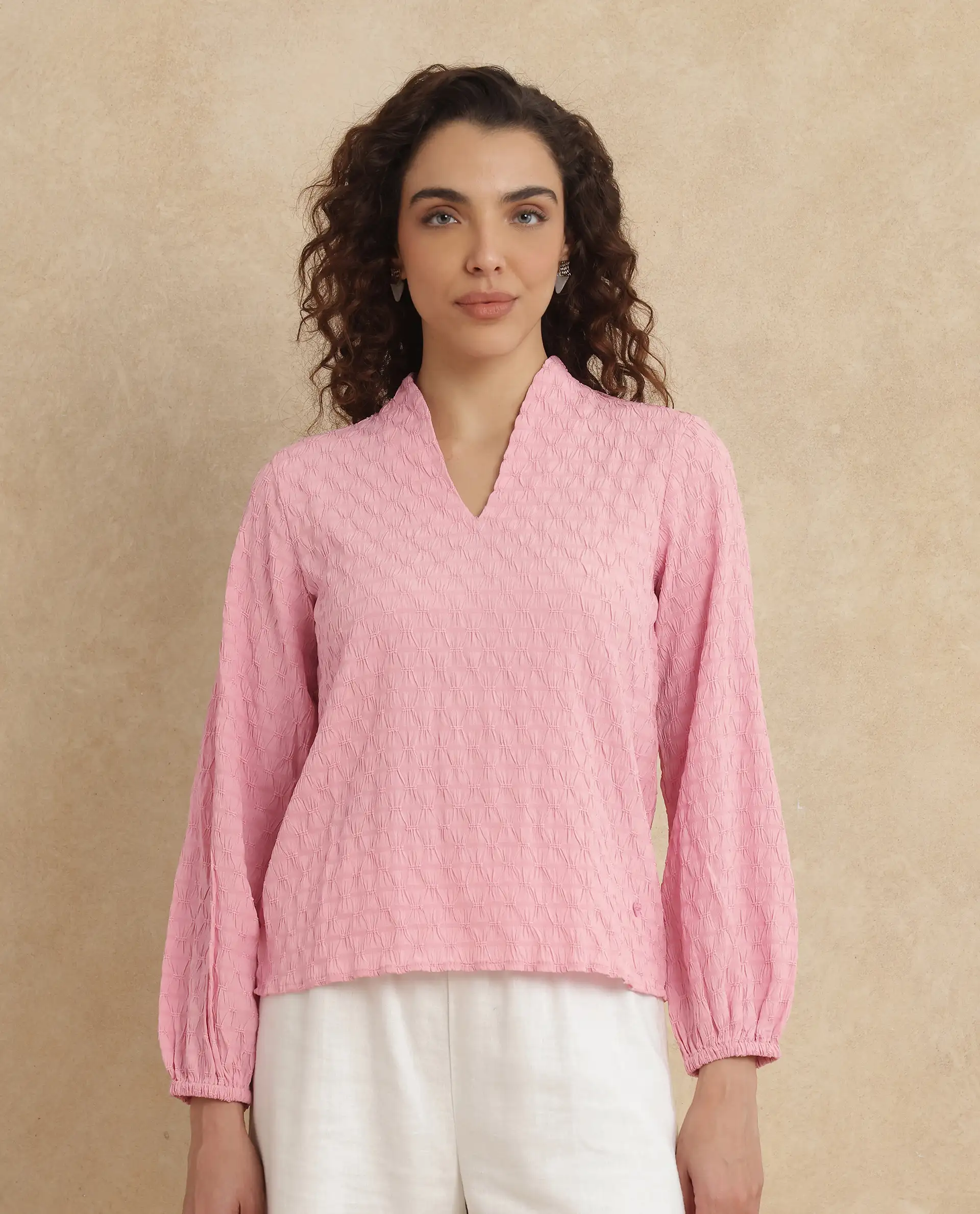 Rareism Women's Bummo Light Pink Polyester V-Neck Plain Balloon Sleeve Regular Fit Top