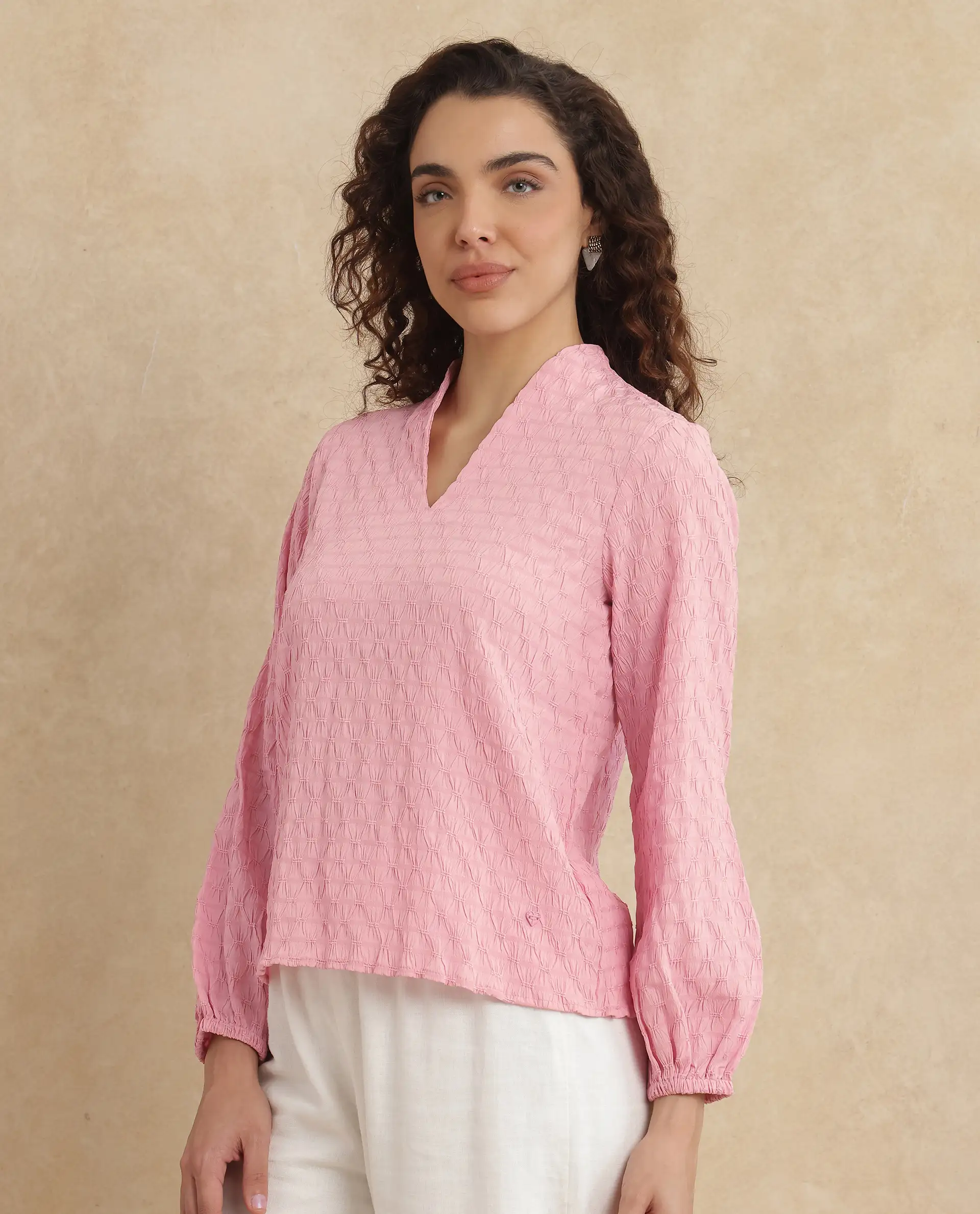 Rareism Women's Bummo Light Pink Polyester V-Neck Plain Balloon Sleeve Regular Fit Top - Image 5