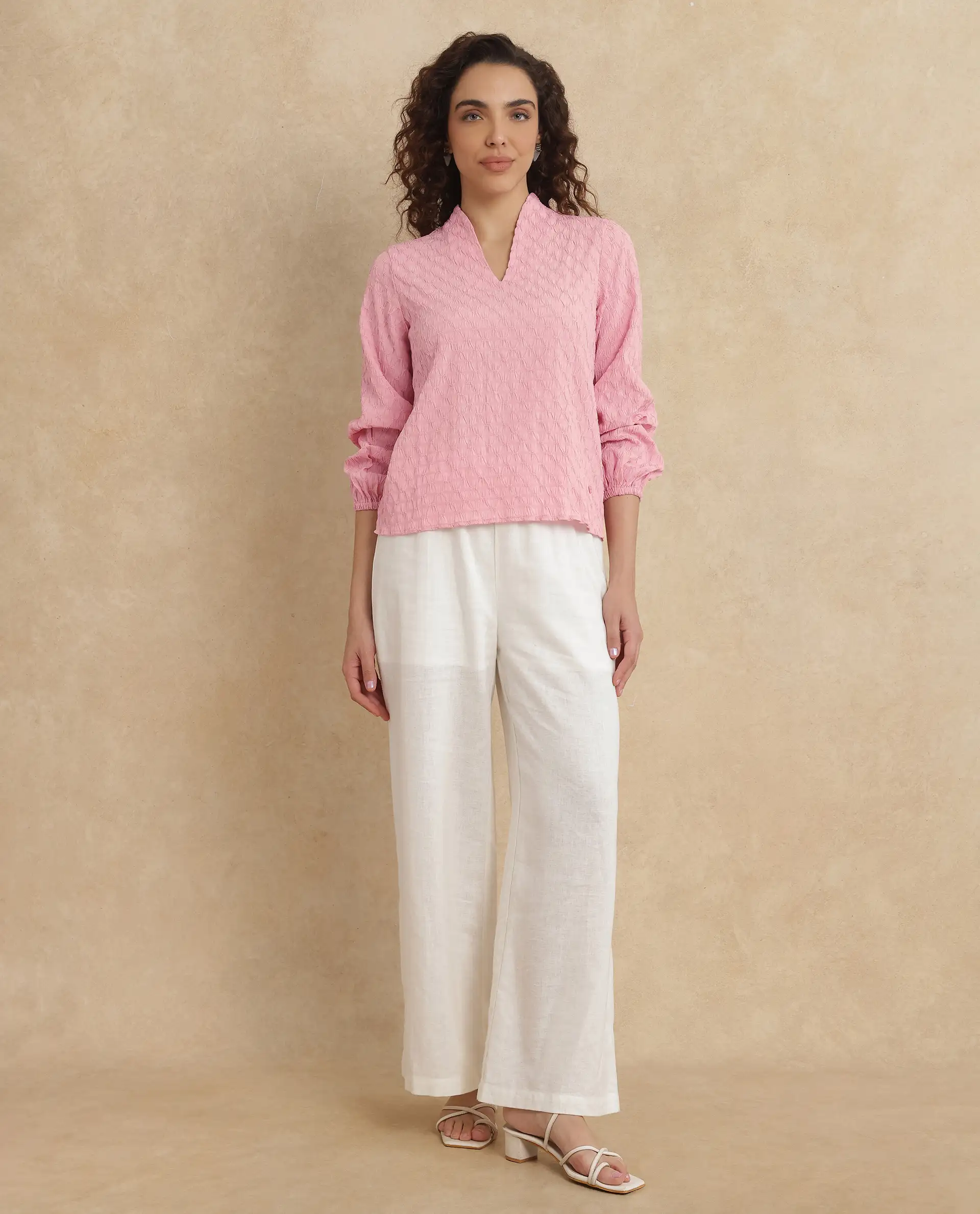 Rareism Women's Bummo Light Pink Polyester V-Neck Plain Balloon Sleeve Regular Fit Top - Image 8