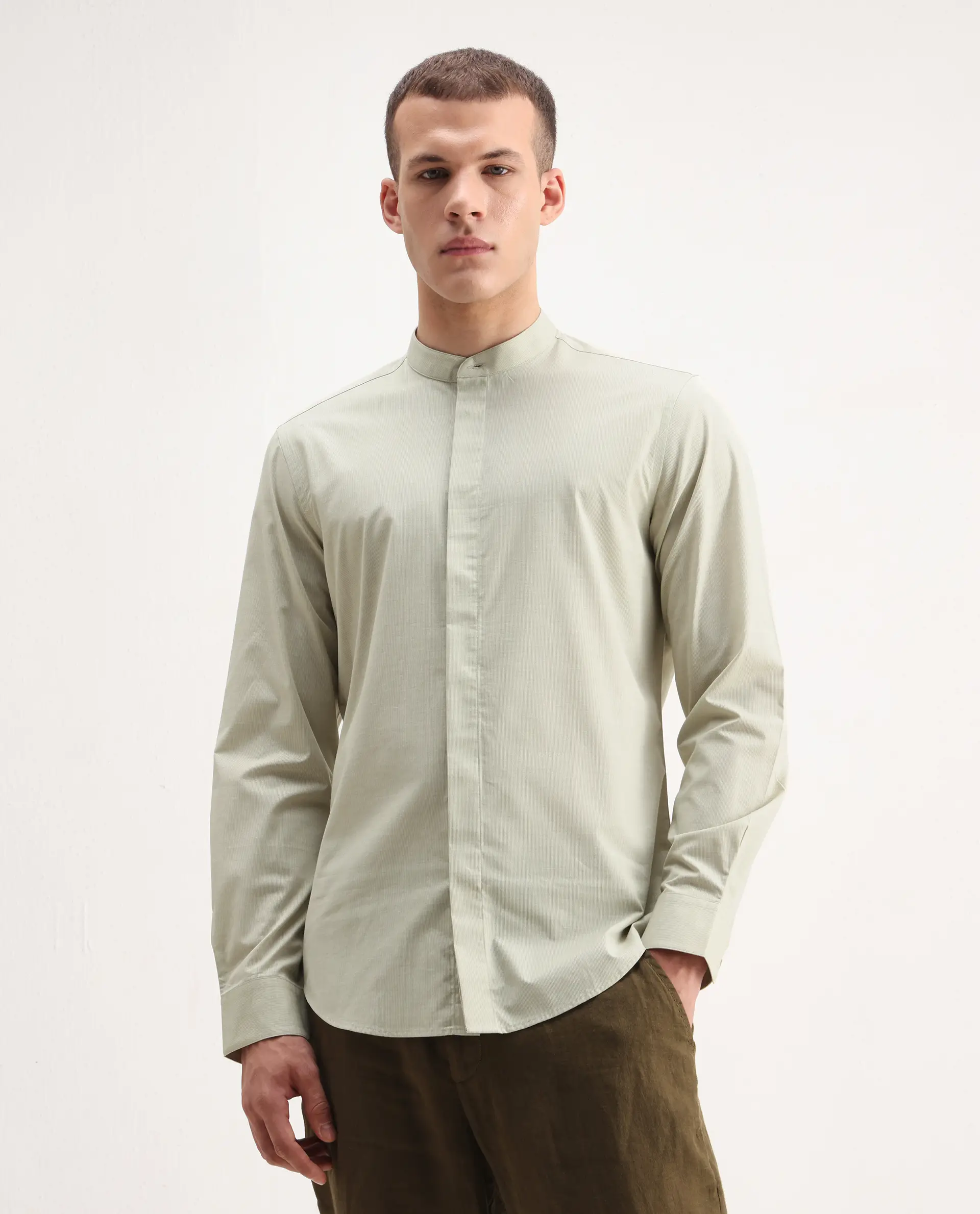 Rare Rabbit Men's Cadmi-25 Green Cotton Plain Regular Fit Full Sleeve Mandarin Collar Shirt - Image 4