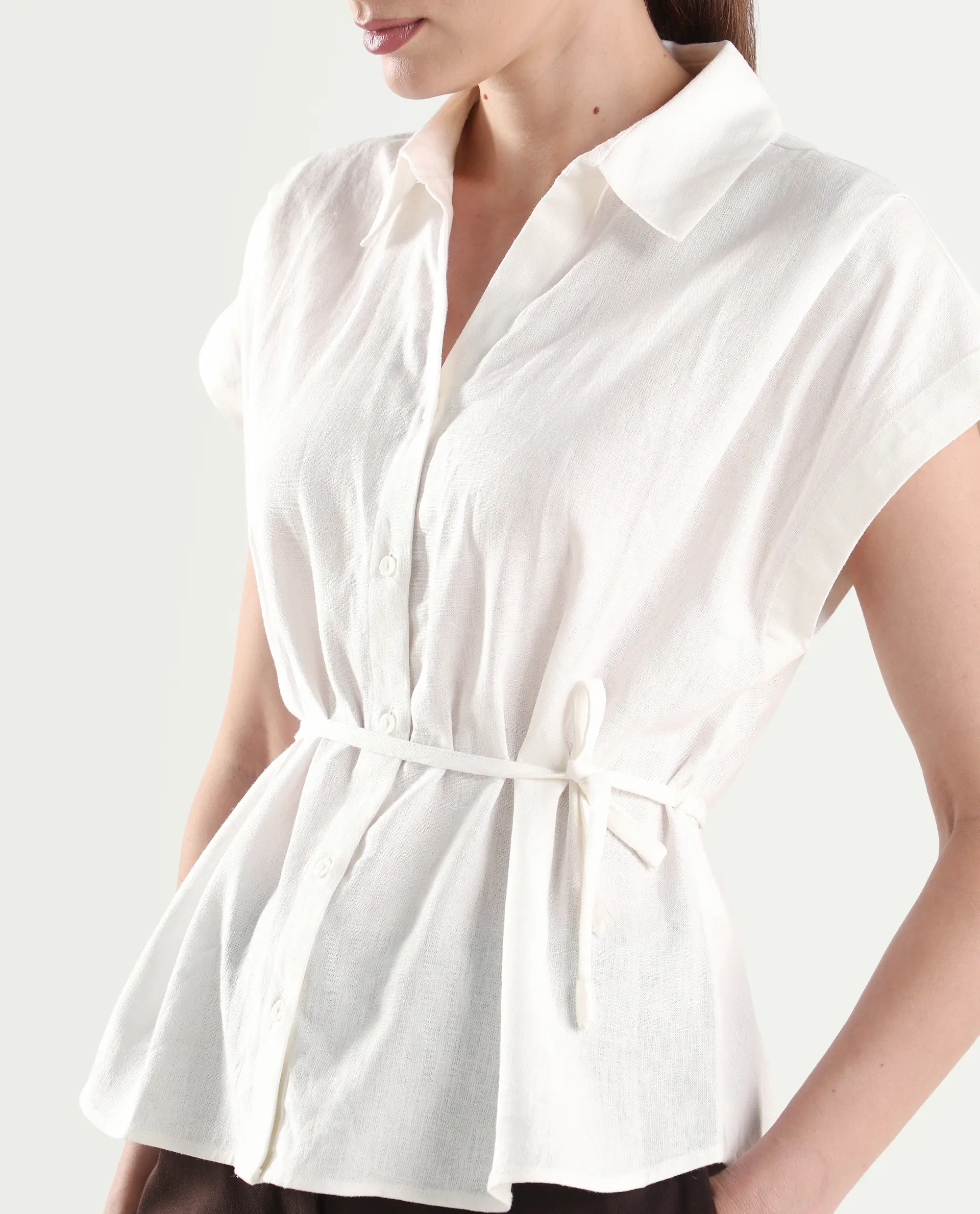 Rareism Women's Caes White Linen Blend Half Sleeve Boxy Plain Top - Image 4