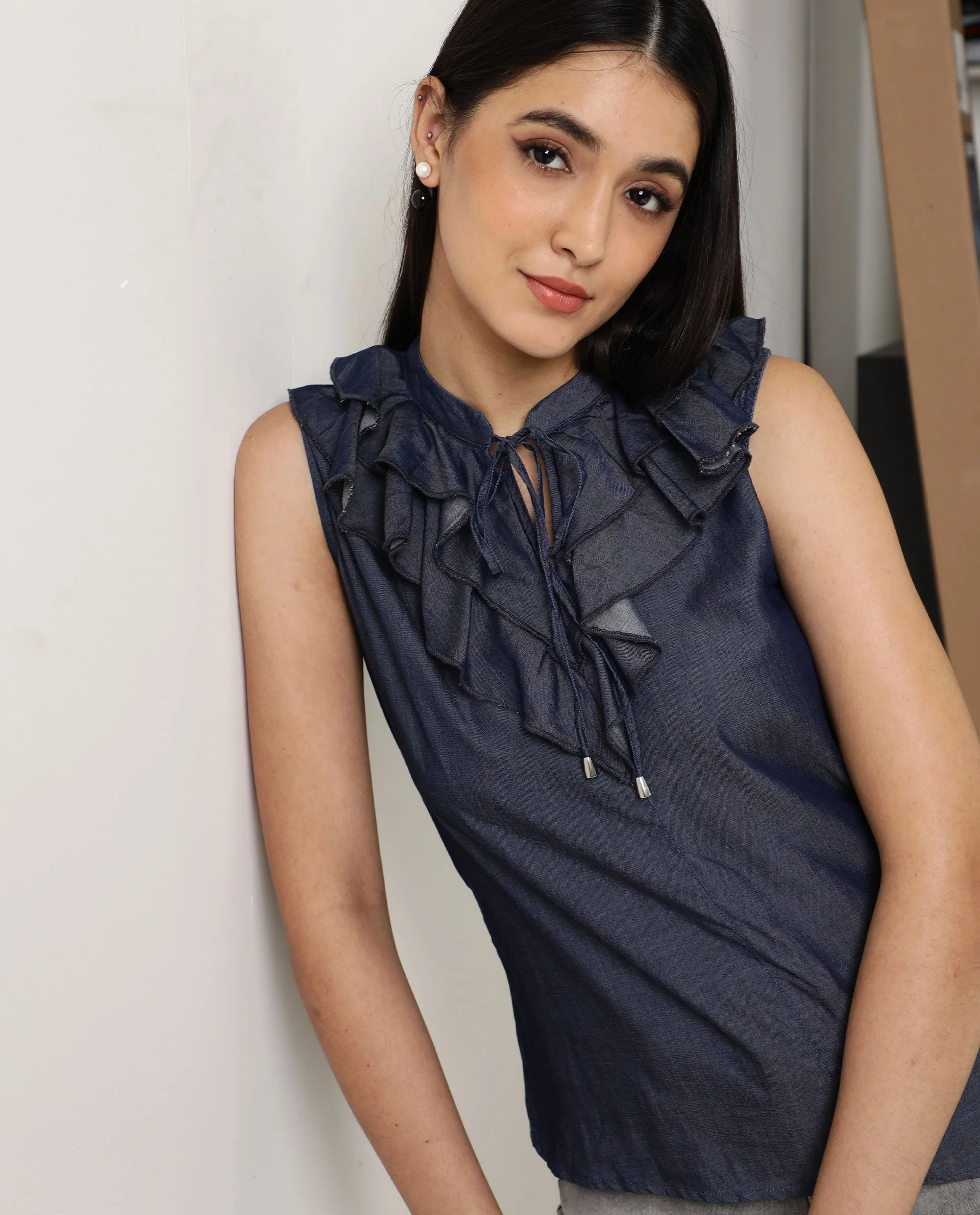 Rareism Women's Cage Navy Tencel Key Hole Neck Plain Sleeveless Tailored Top - Image 4