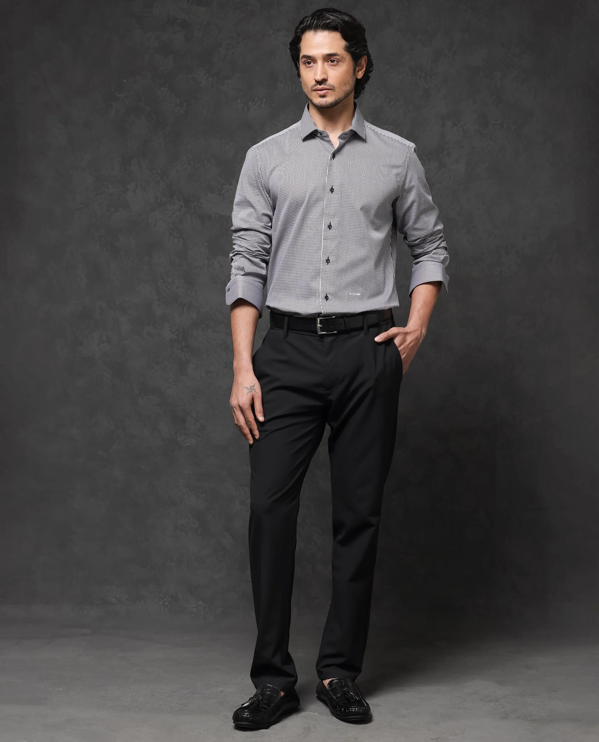 Rare Rabbit Men's Calamy Black Cotton Textured Regular Fit Full Sleeve Collared Shirt - Image 3