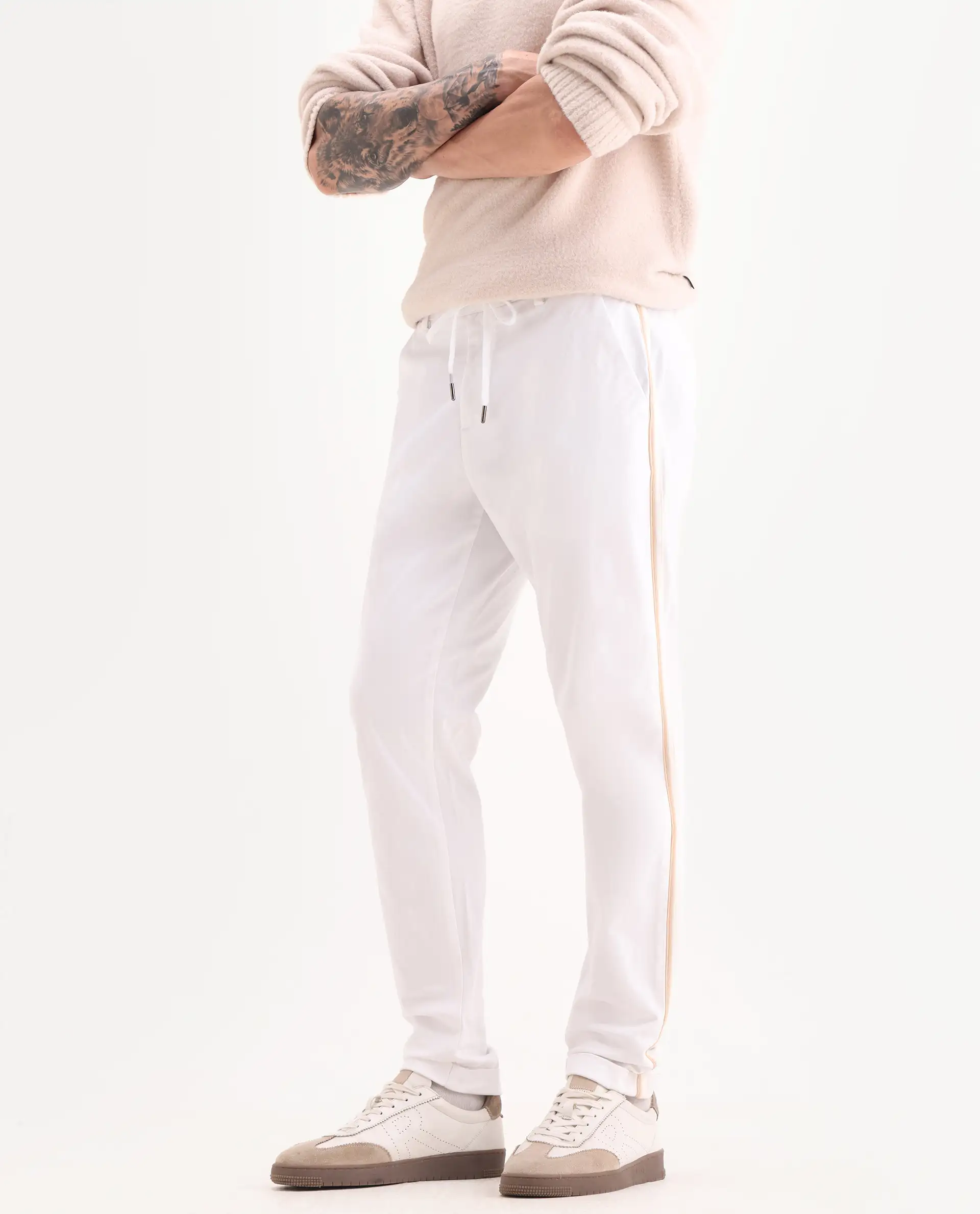 Rare Rabbit Men's Caloon White Cotton Blend Plain Regular Fit Trouser - Image 2