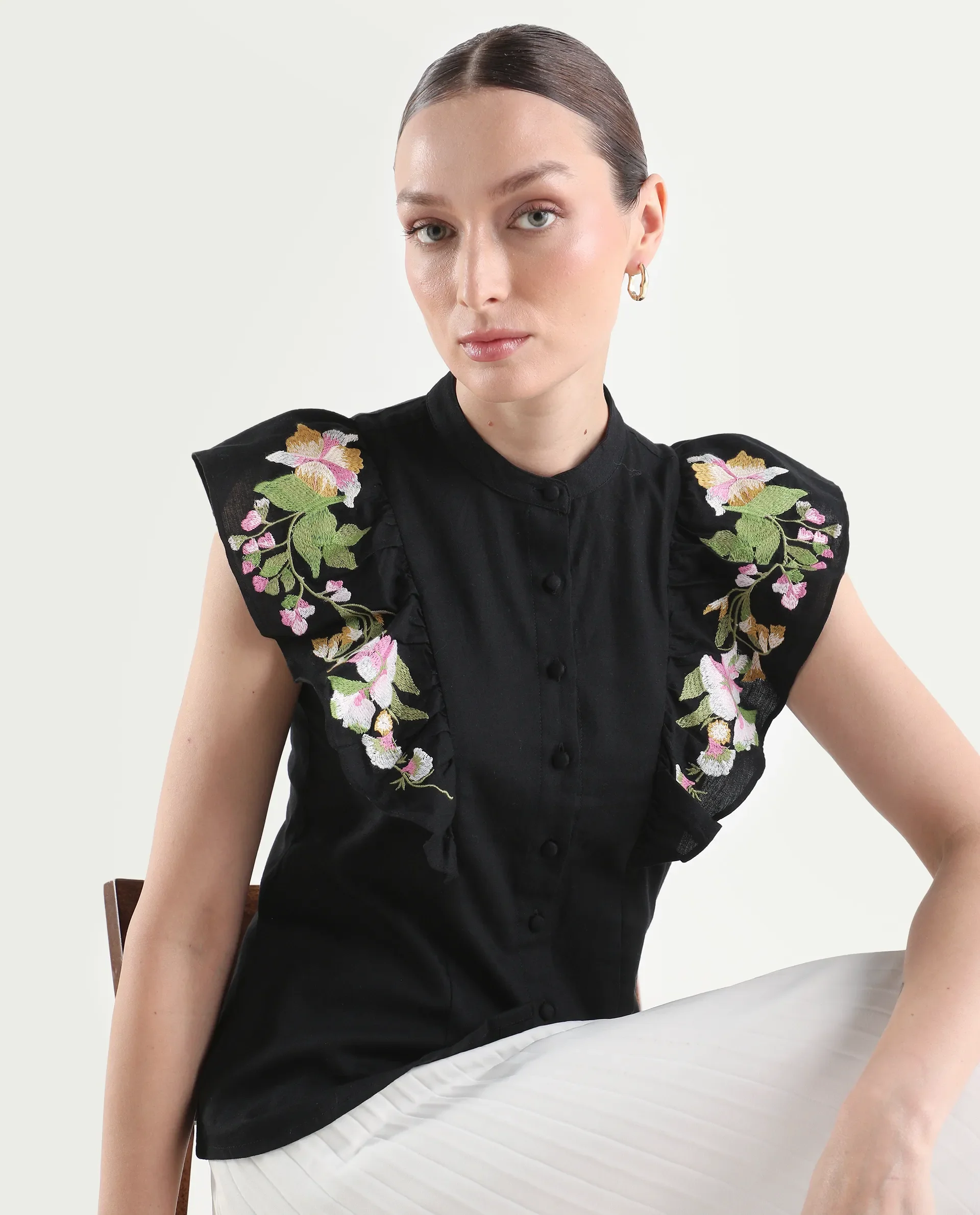 Rareism Women's Black Cotton Sleeveless Regular Fit Plain Top