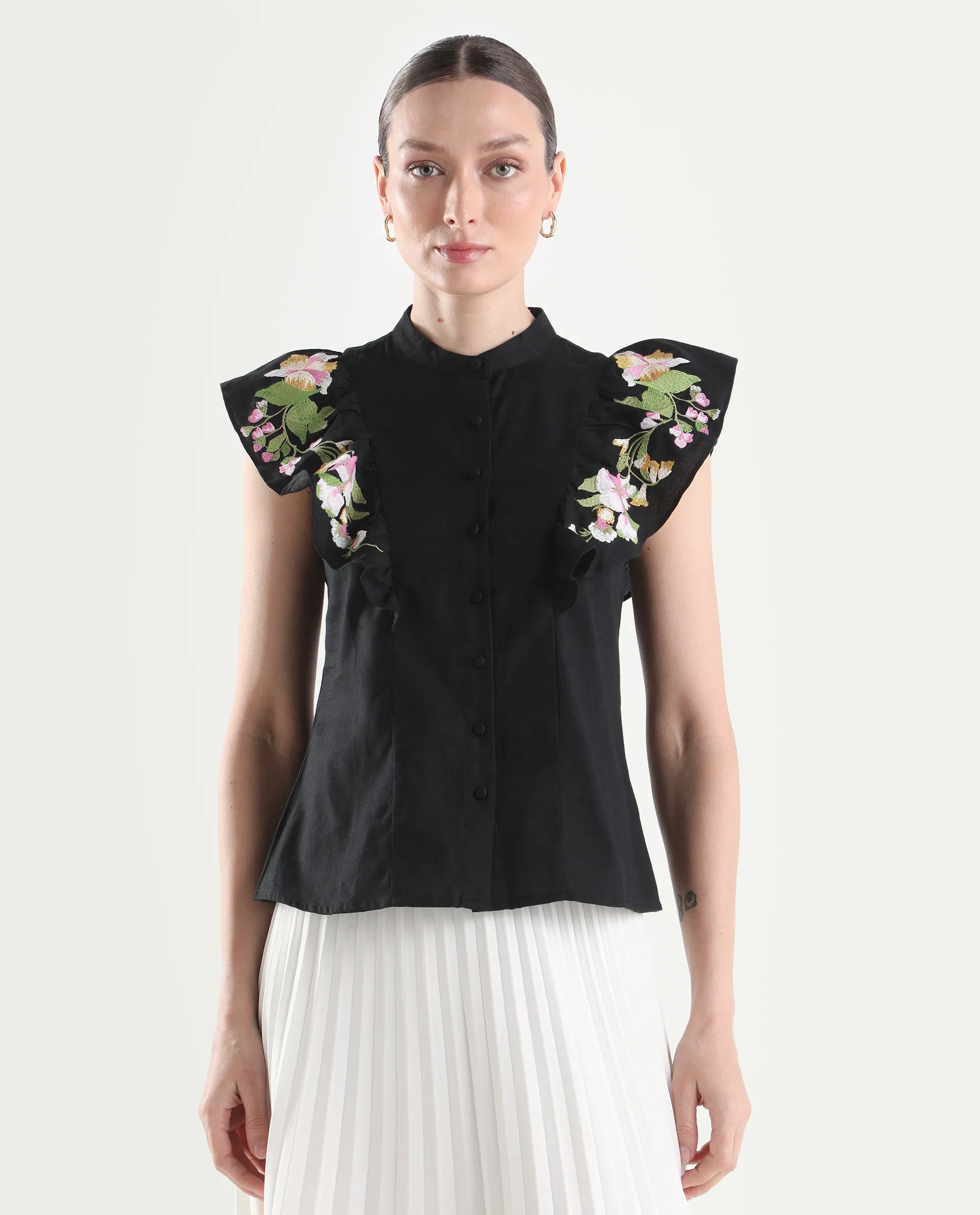 Rareism Women's Black Cotton Sleeveless Regular Fit Plain Top - Image 3