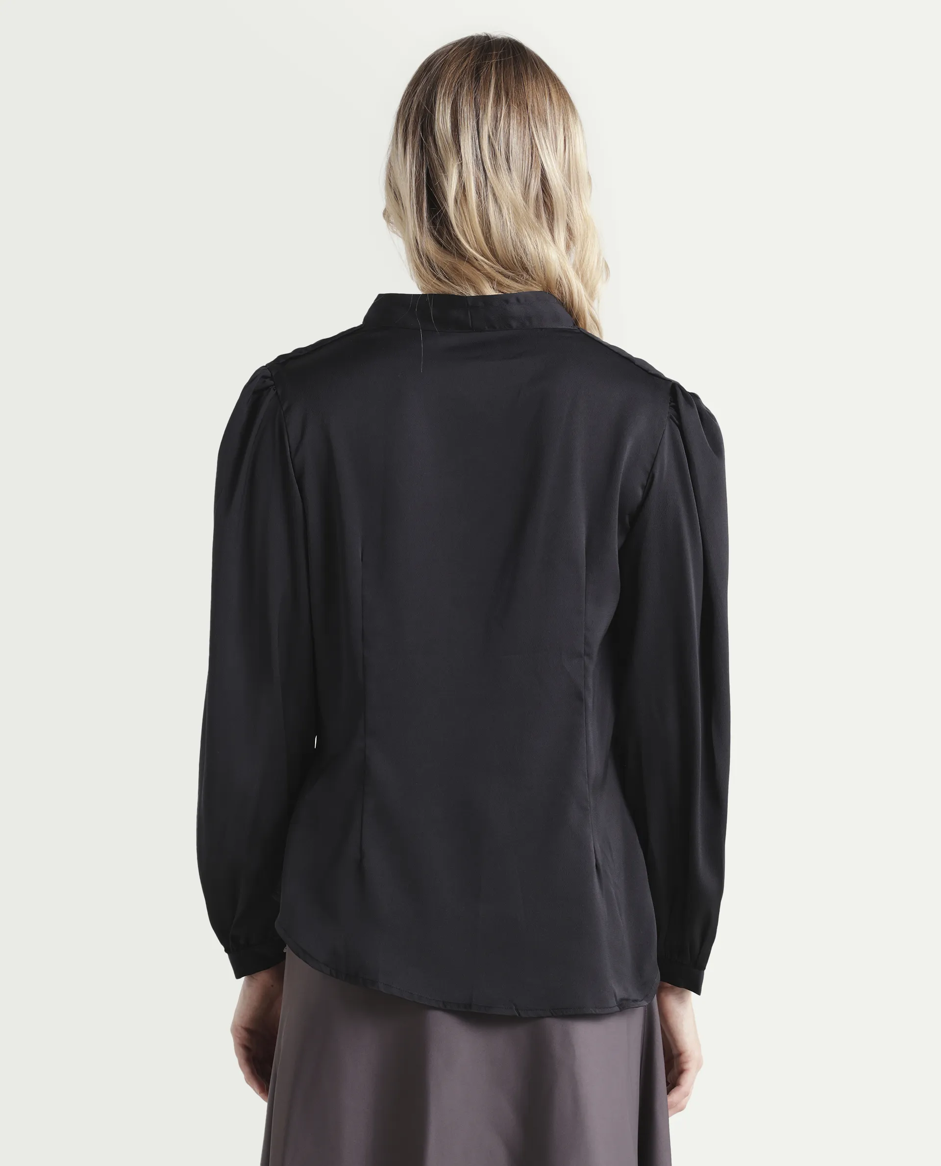 Rareism Women's Caplan Black Polyester Overlap Neck Plain Bishop Sleeve Regular Fit Top - Image 7