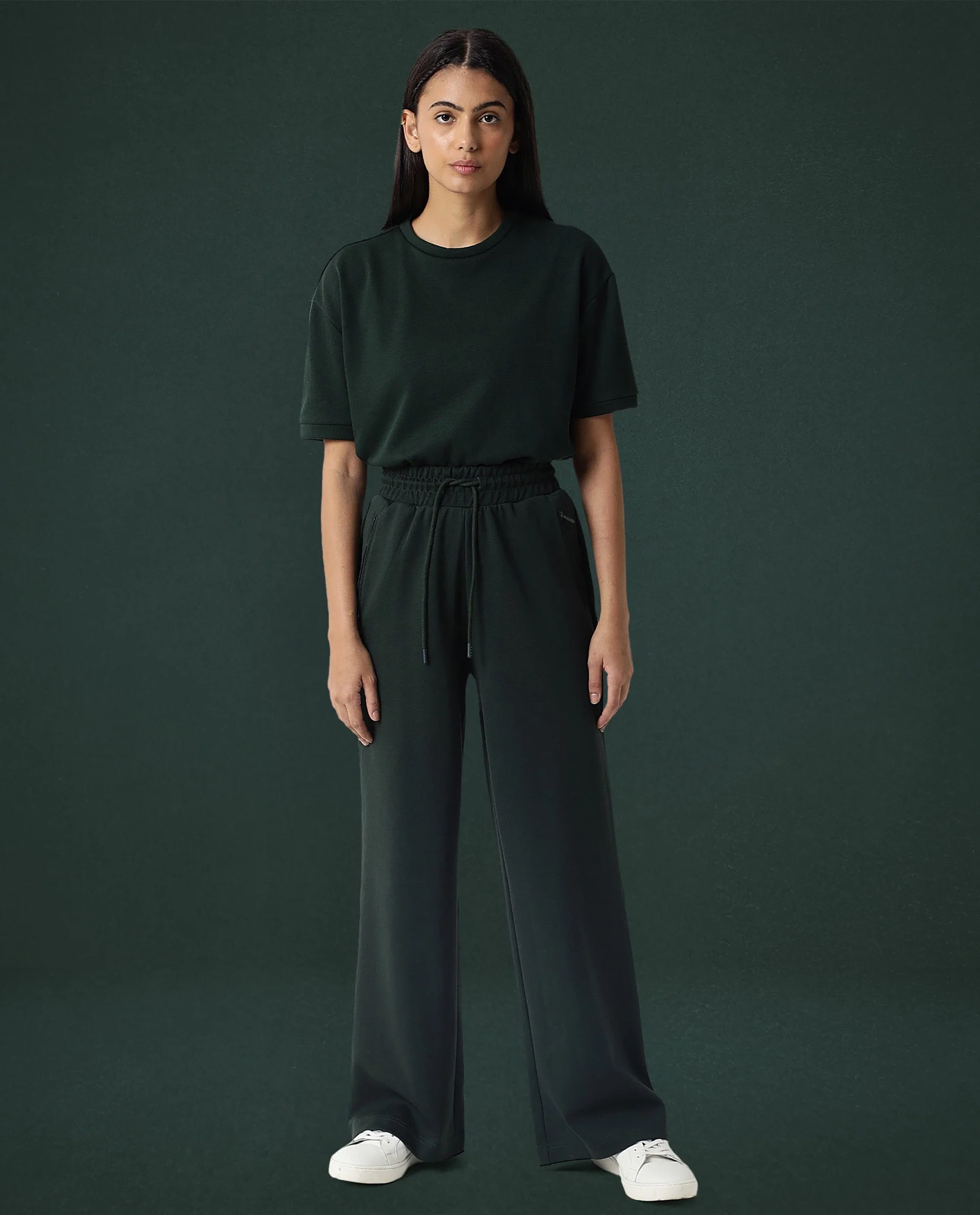 Rareism Women's Heavy Weight Interlock 340 Gsm Cotton Blend Plain Ankle Length Relaxed Fit Track Pant Flared - Image 3