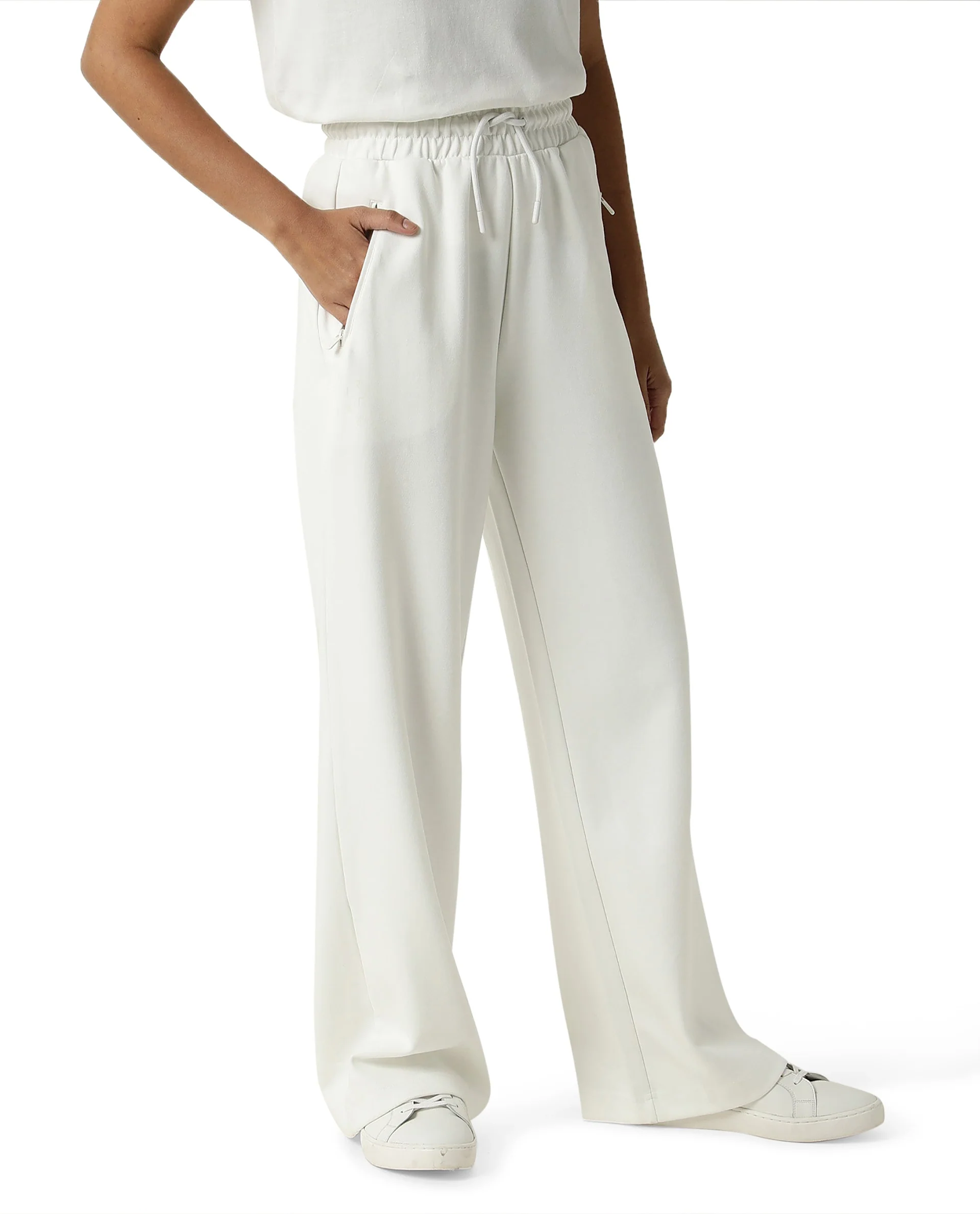 Rareism Women's Heavy Weight Interlock 340 Gsm Cotton Blend Plain Ankle Length Relaxed Fit Track Pant Flared - Image 6