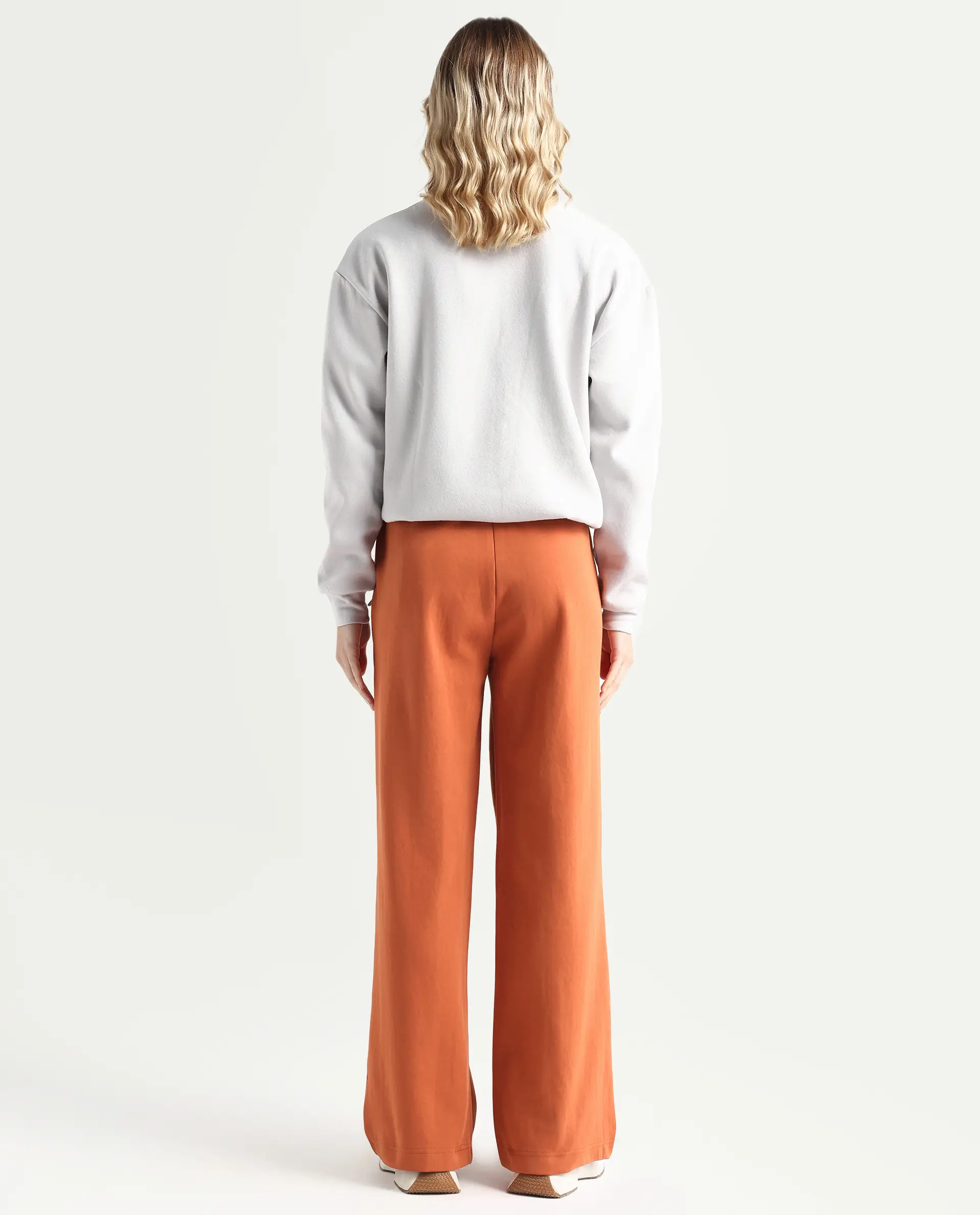 Rareism Women's Heavy Weight Interlock 340 Gsm Cotton Blend Plain Ankle Length Relaxed Fit Track Pant Flared - Image 7