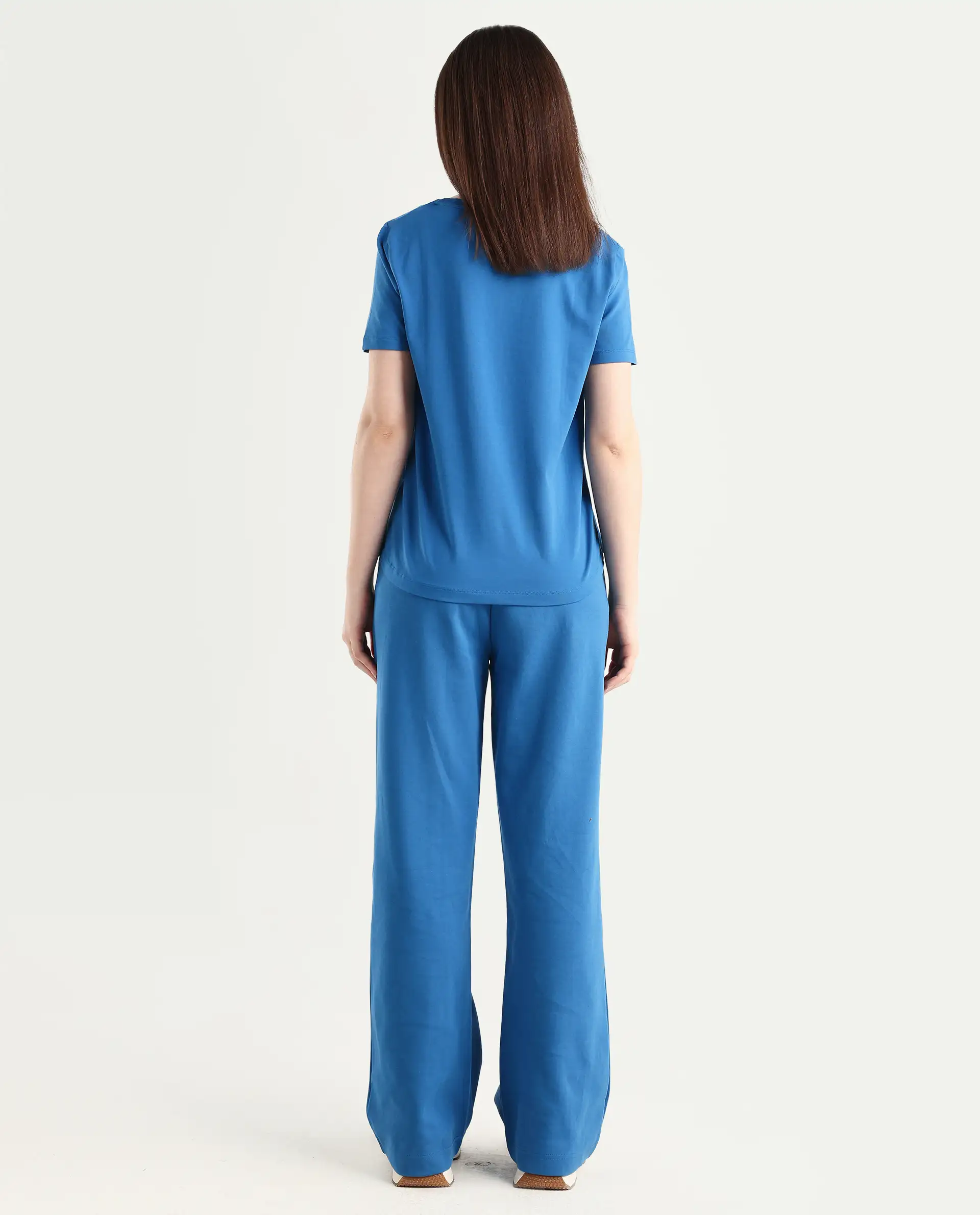 Rareism Women's Heavy Weight Interlock 340 Gsm Cotton Blend Plain Ankle Length Relaxed Fit Track Pant Flared - Image 7