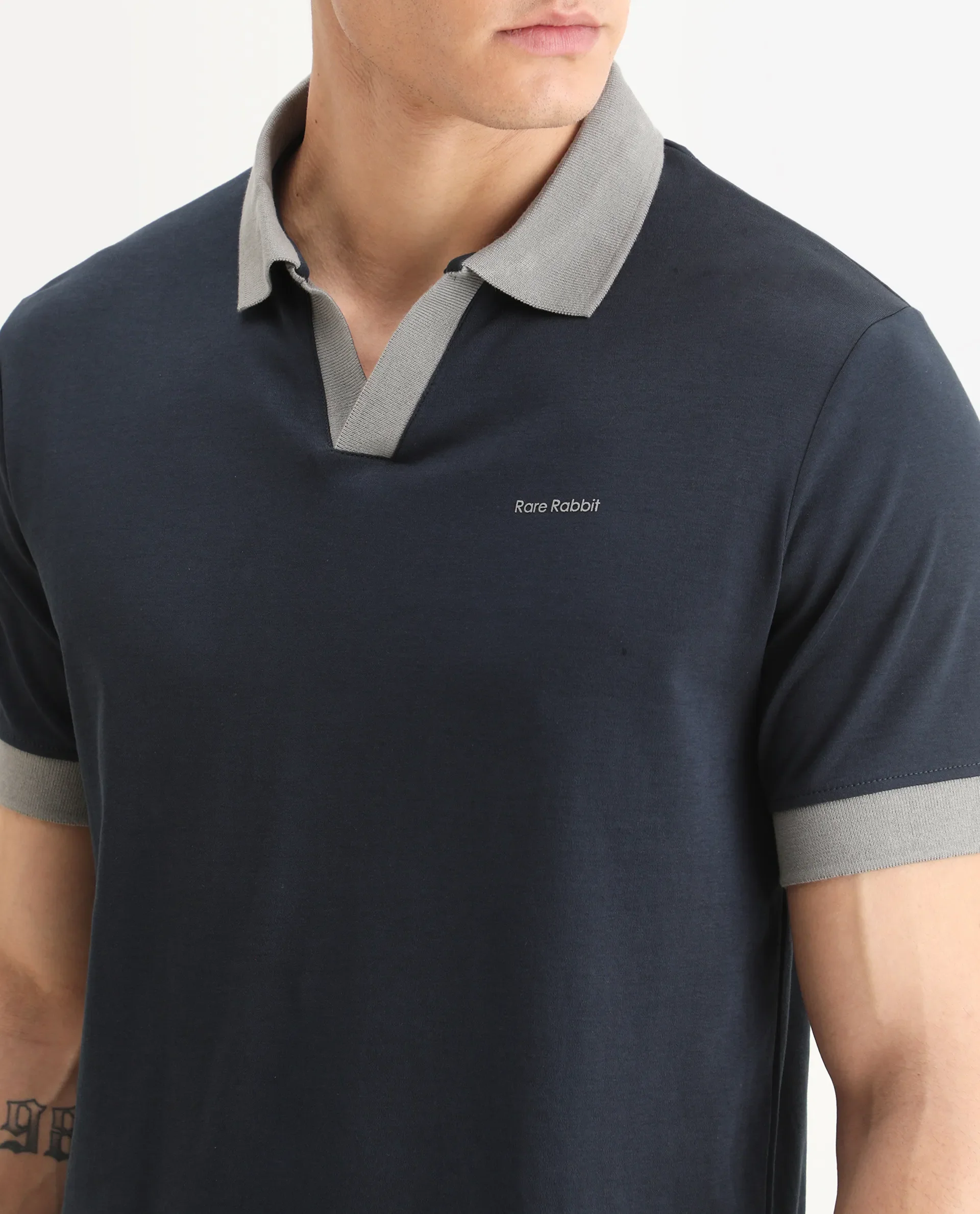 Rare Rabbit Men's Carmelon Navy Cotton Plain Regular Fit Half Sleeve Polo - Image 3