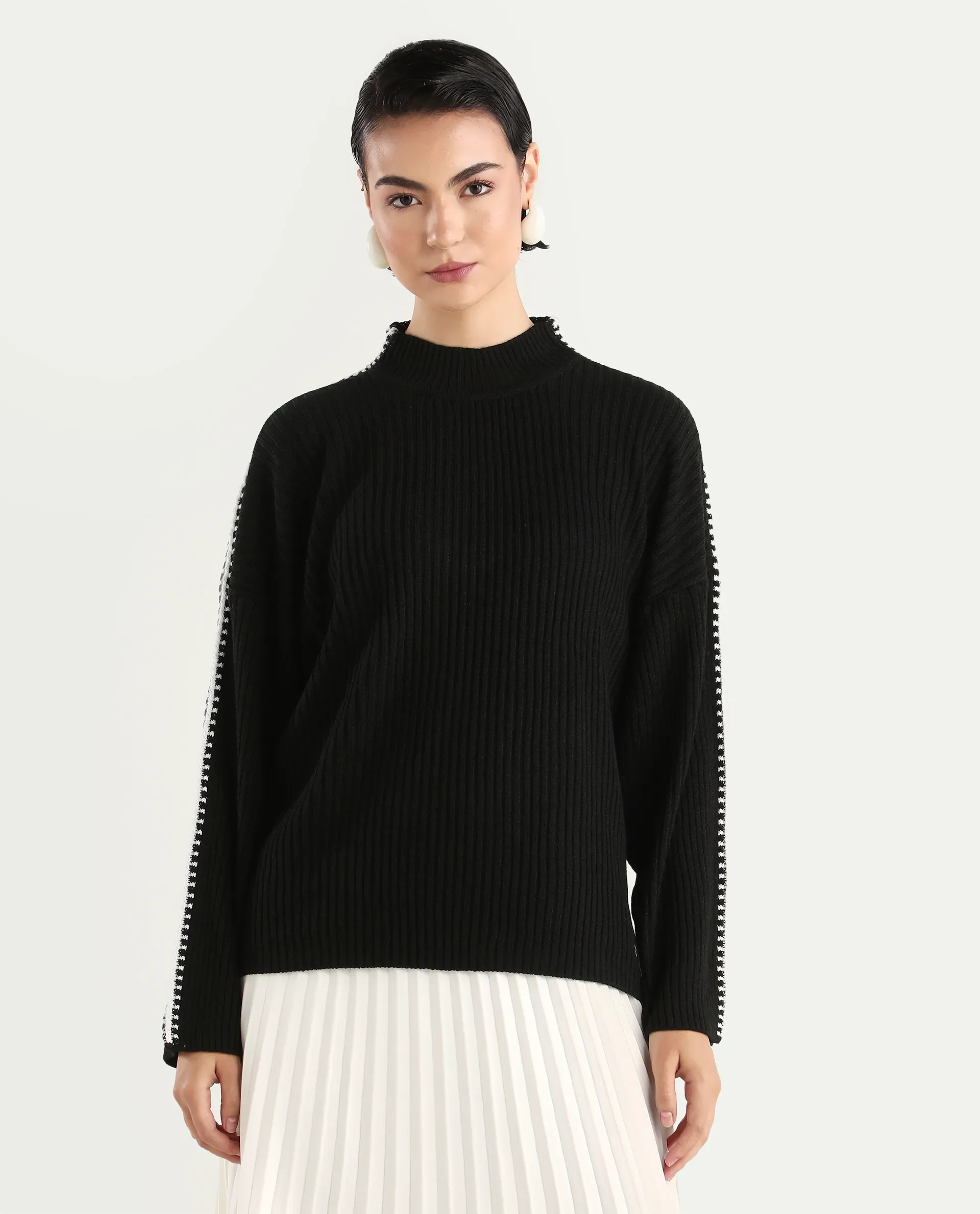 Rareism Women's Cassiopiea Black Acrylic High Neck Plain Relaxed Fit Sweater - Image 3