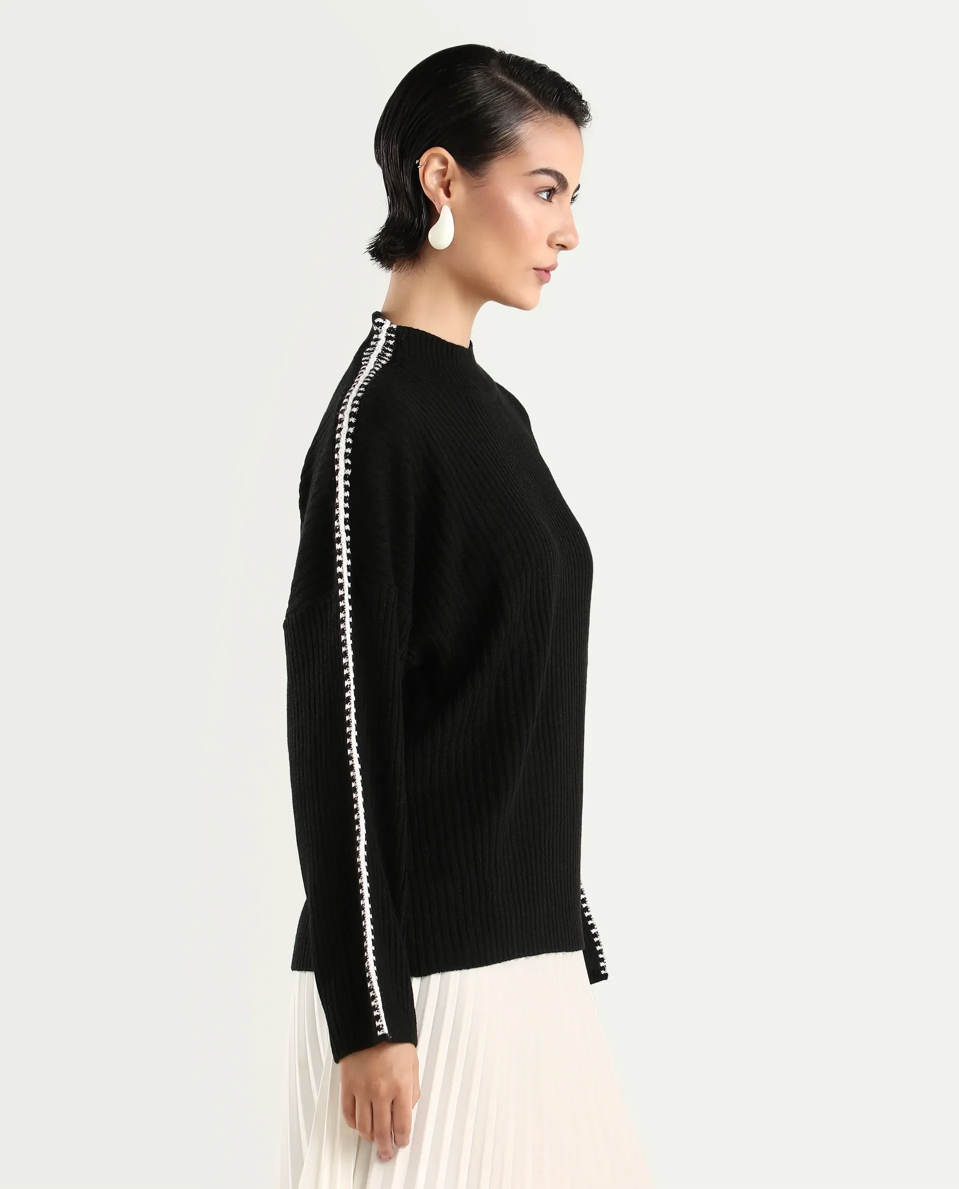 Rareism Women's Cassiopiea Black Acrylic High Neck Plain Relaxed Fit Sweater - Image 7