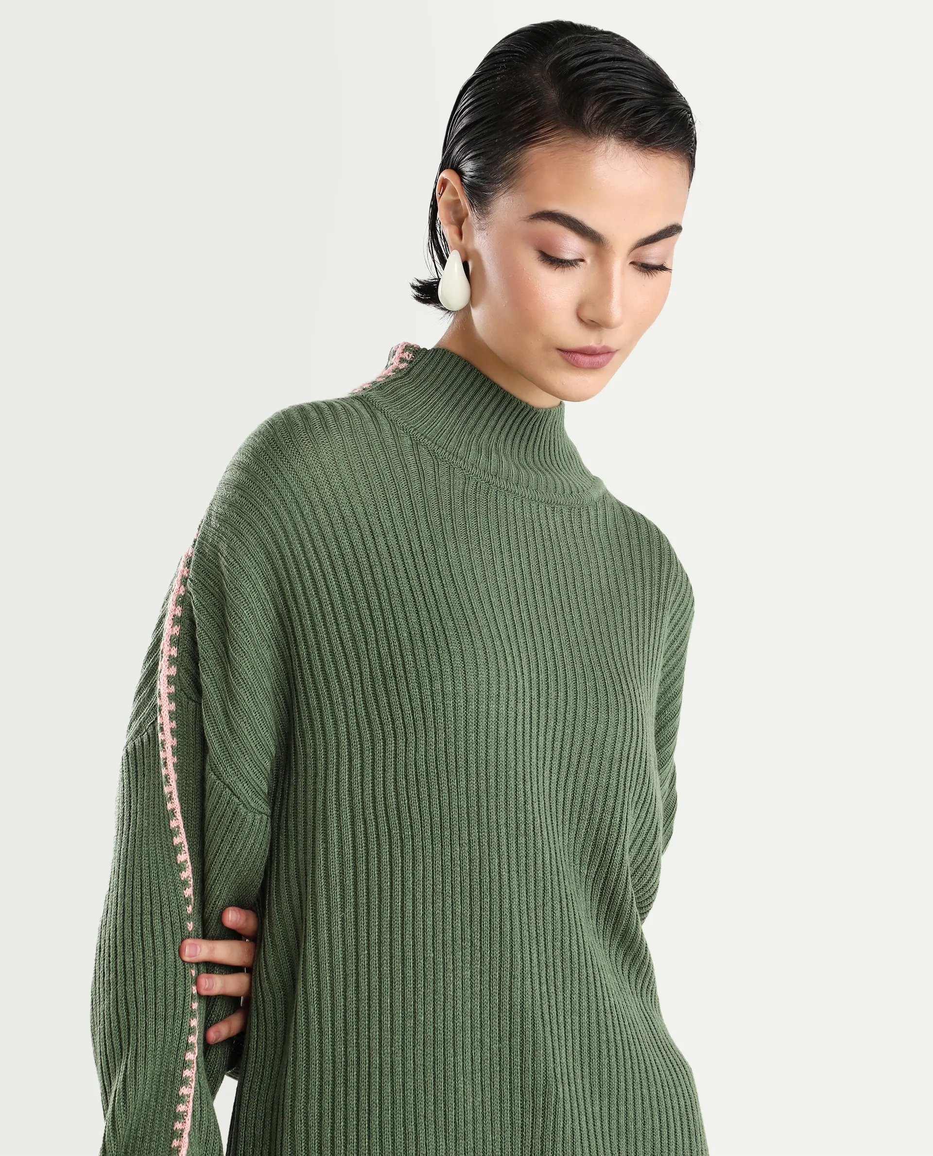 Rareism Women's Cassiopiea Olive Acrylic High Neck Plain Relaxed Fit Sweater - Image 4