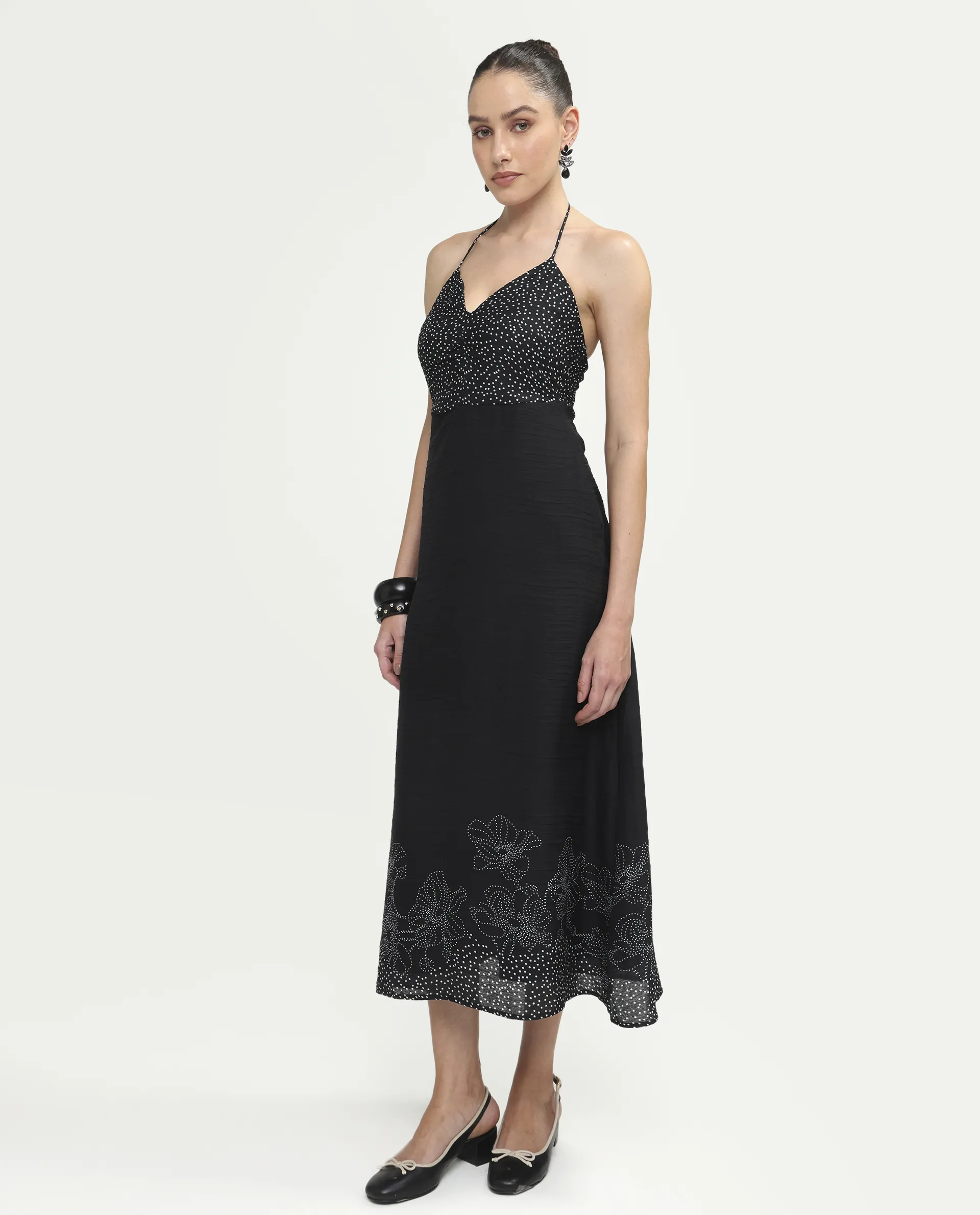 Rareism Women's Cassy Black Polyester Sleeveless Fit And Flare Floral Print Dress - Image 5