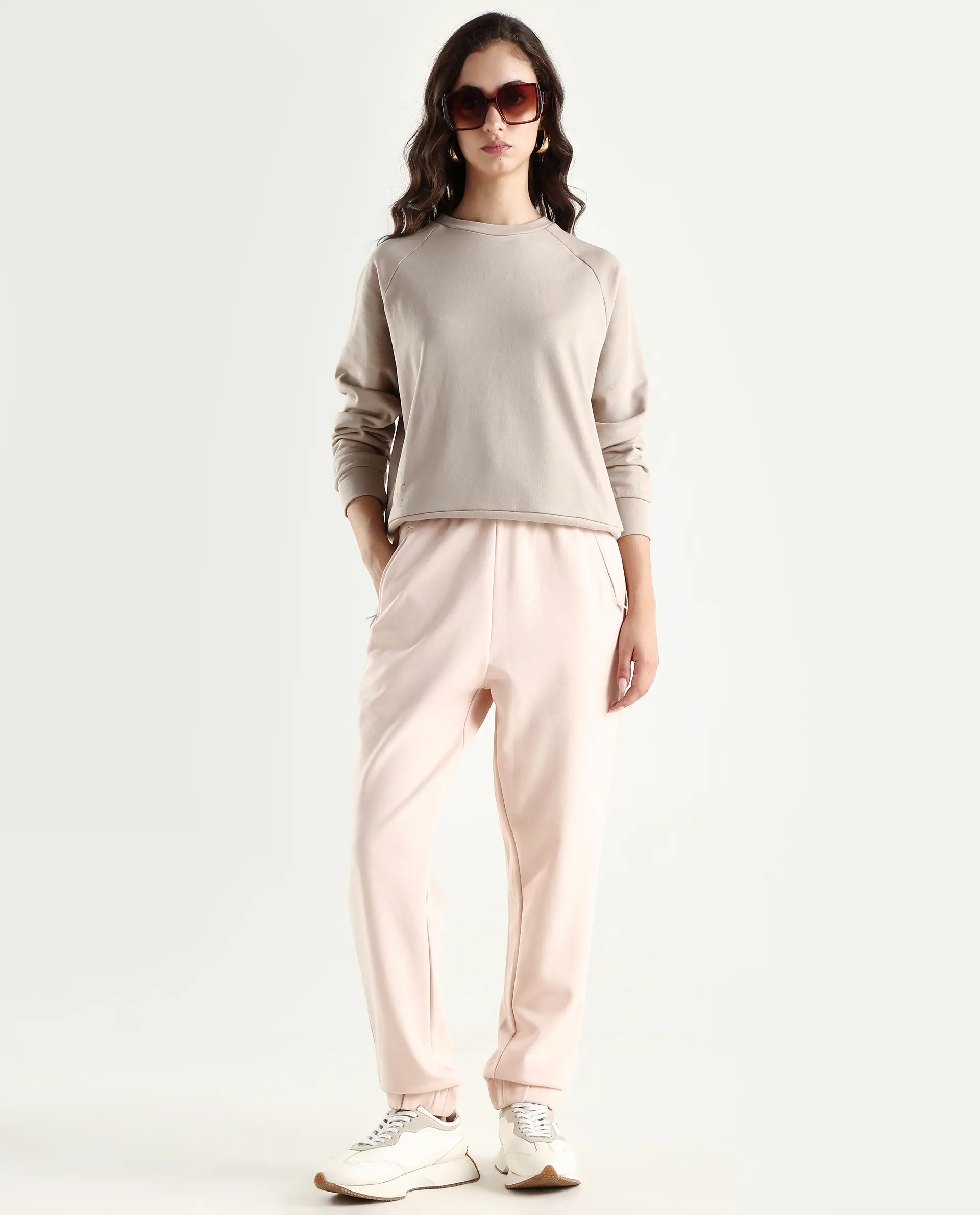Rareism Women's Medium Weight Terry 290 Gsm Cotton Blend Crew Neck Plain Cuffed Sleeve Relaxed Fit Sweatshirt - Image 2