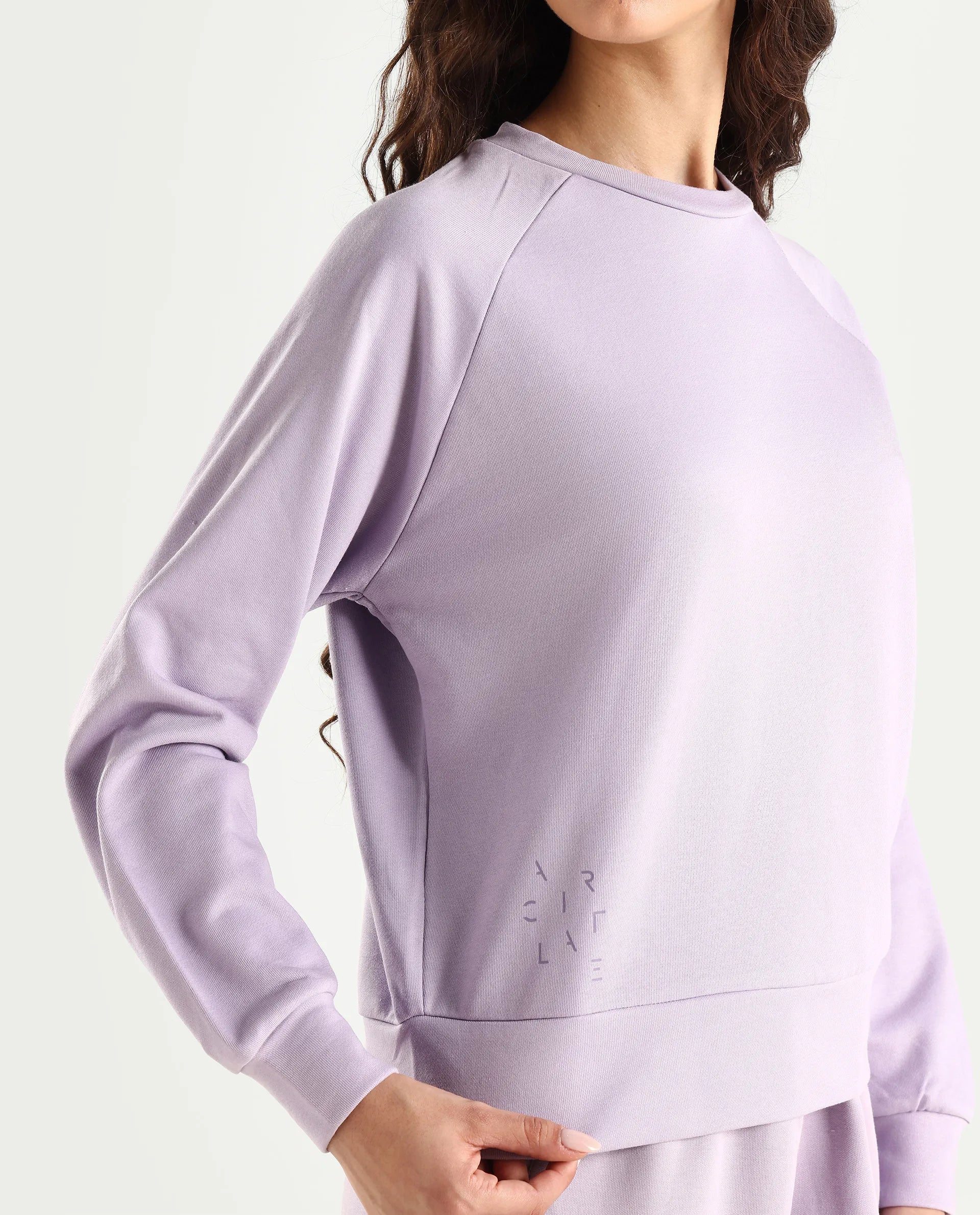Rareism Women's Medium Weight Terry 290 Gsm Cotton Blend Crew Neck Plain Cuffed Sleeve Relaxed Fit Sweatshirt - Image 4