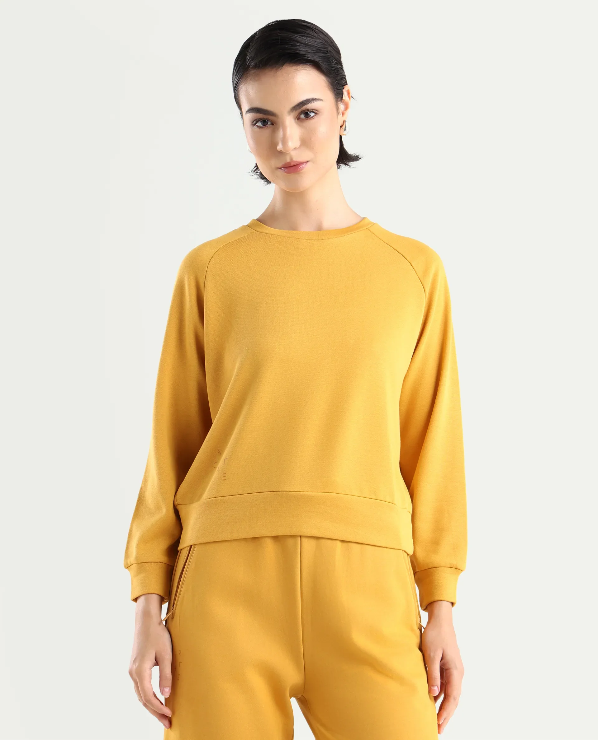 Rareism Women's Medium Weight Terry 290 Gsm Cotton Blend Crew Neck Plain Cuffed Sleeve Relaxed Fit Sweatshirt - Image 3